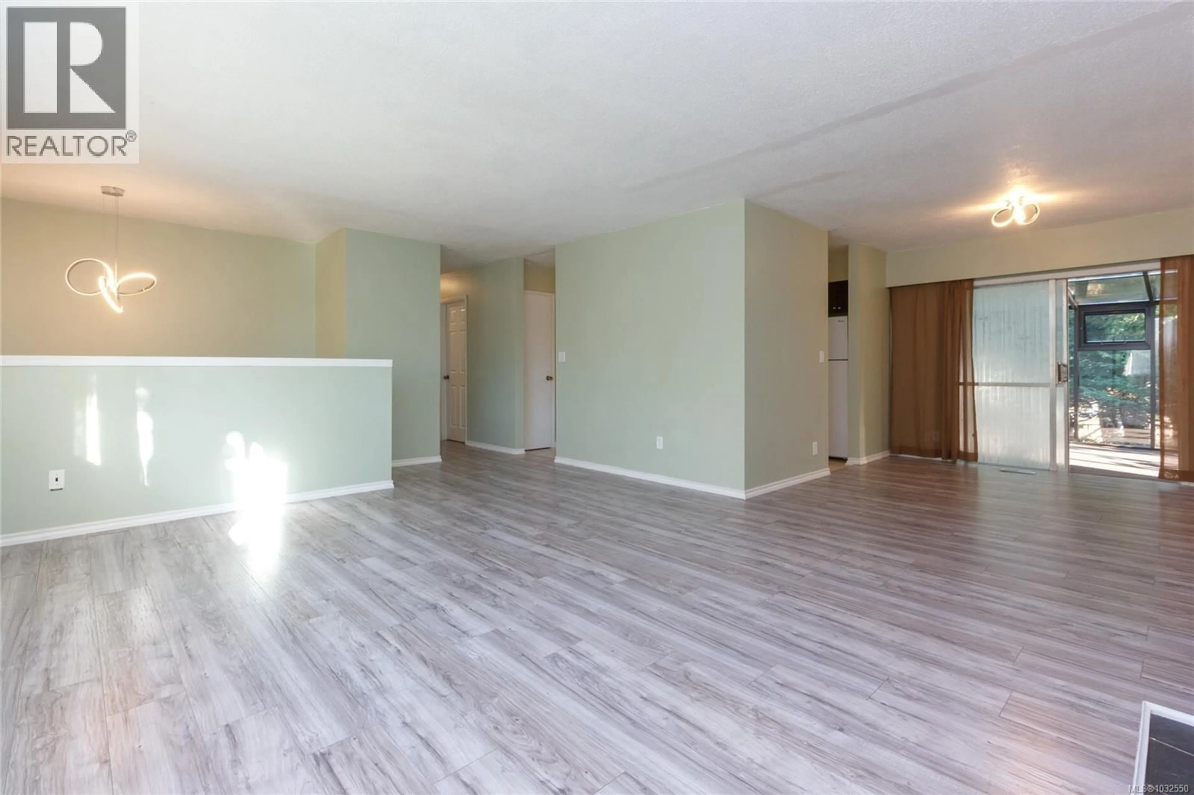 A pic of a room for 2254 AMHERST AVENUE, Sidney British Columbia V8L2G7