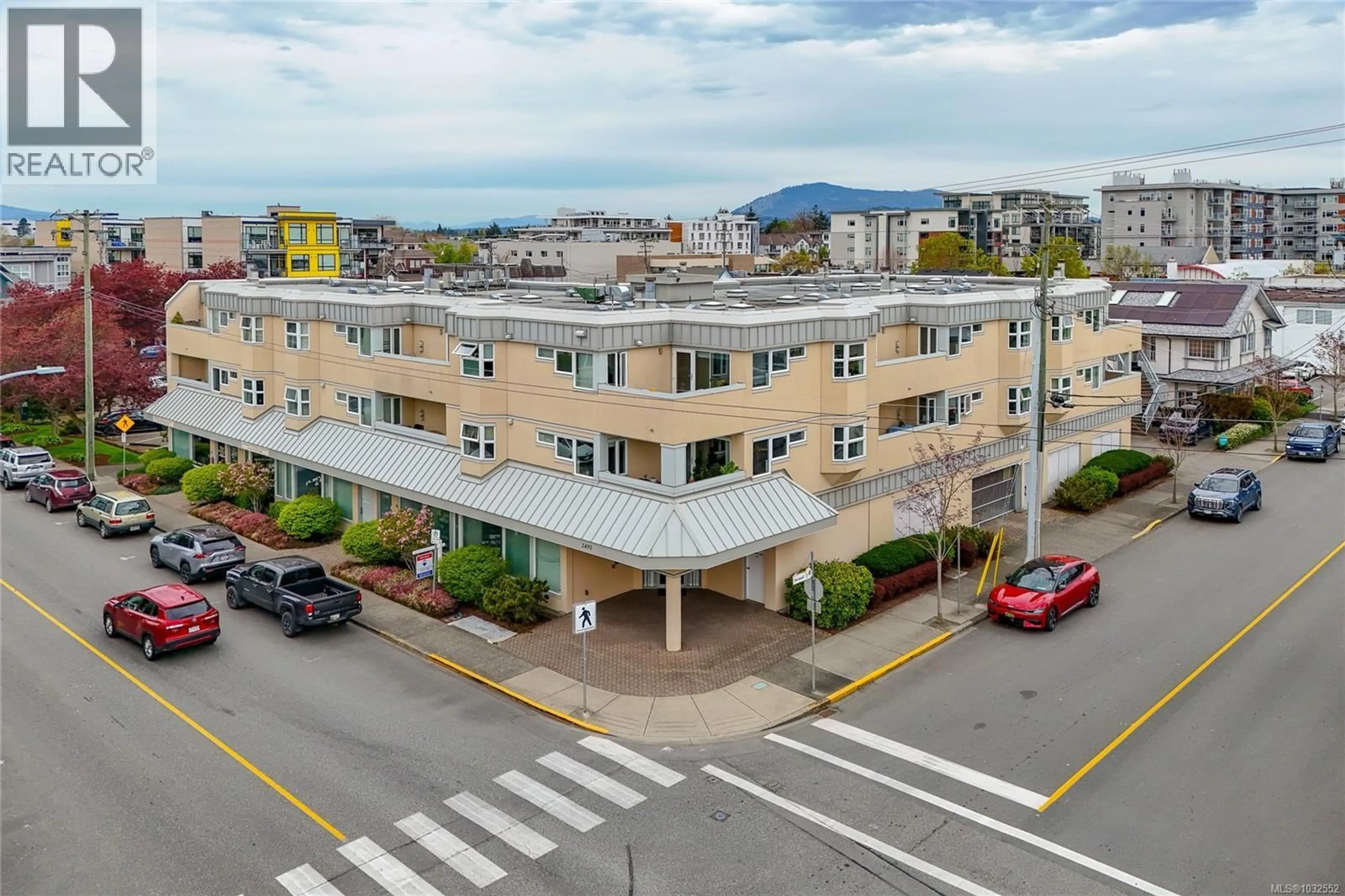 A pic from outside/outdoor area/front of a property/back of a property/a pic from drone, mountain view for 204 - 2490 BEVAN AVENUE, Sidney British Columbia V8L5C6