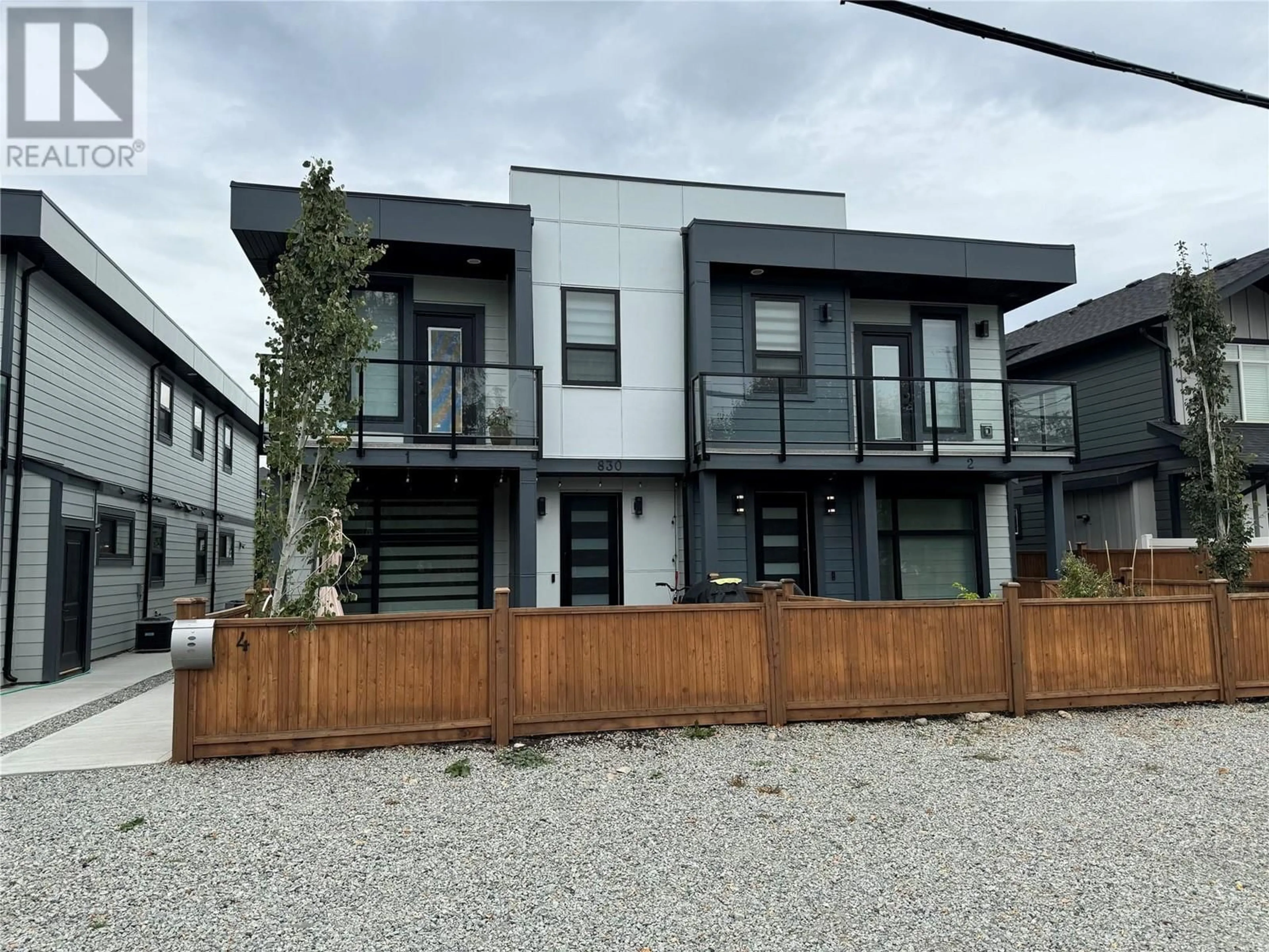 A pic from exterior of the house or condo, the front or back of building for 830 Glenwood Avenue Unit# 4, Kelowna British Columbia V1Y5M5