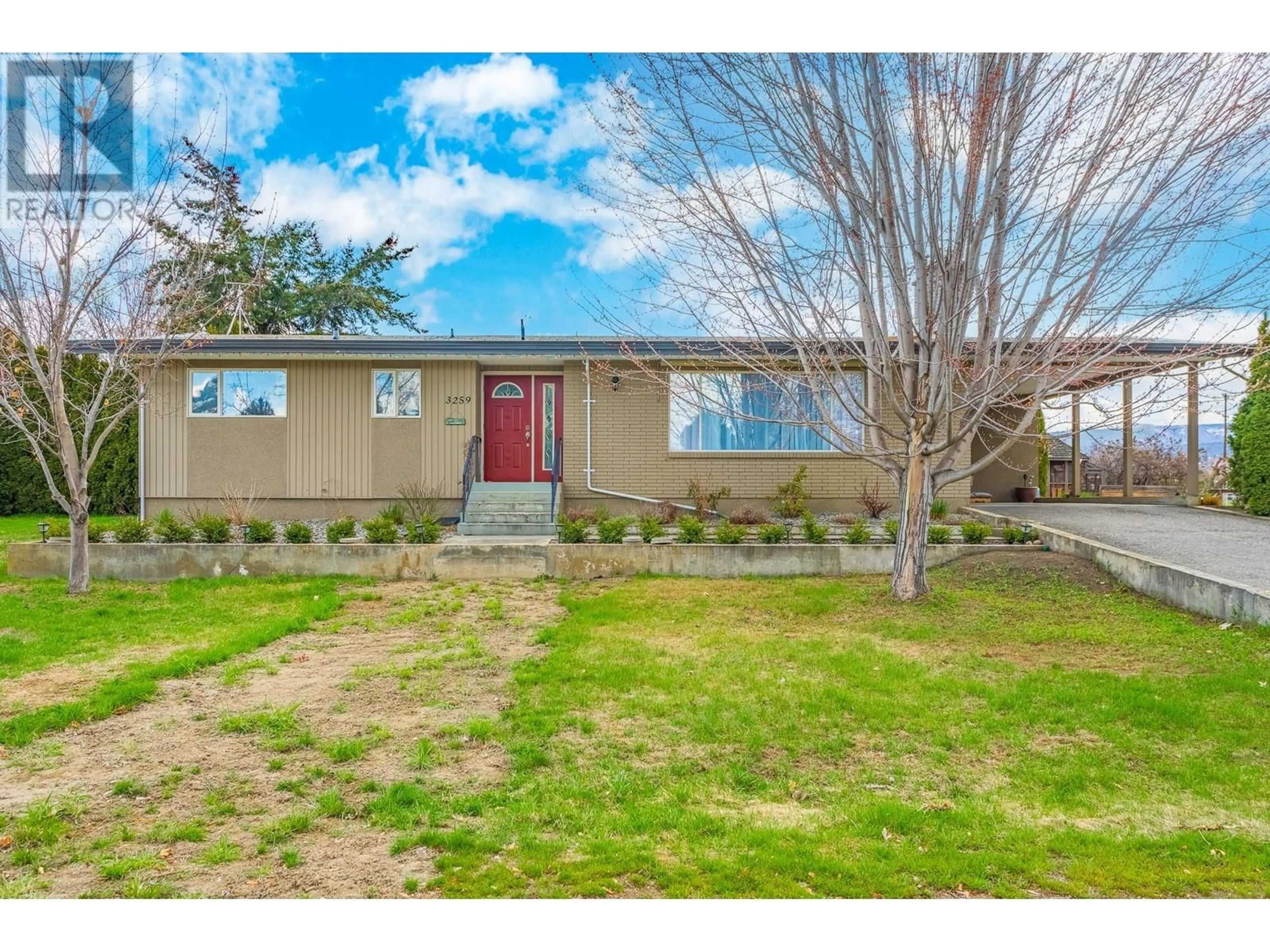 Unknown for 3259 ST. AMAND ROAD, Kelowna British Columbia V1W3P2