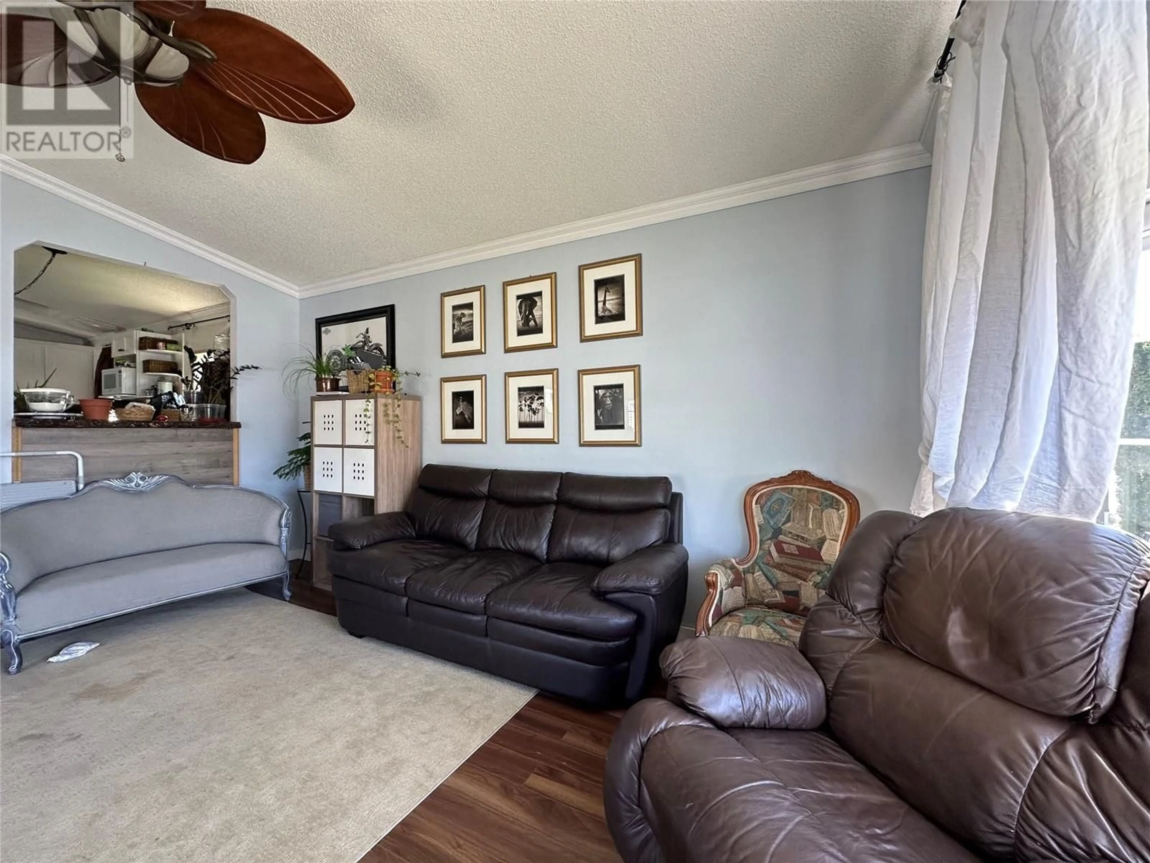 Living room, wood floors for 2035 Boucherie Road Unit# 11, West Kelowna British Columbia V4T1Z6