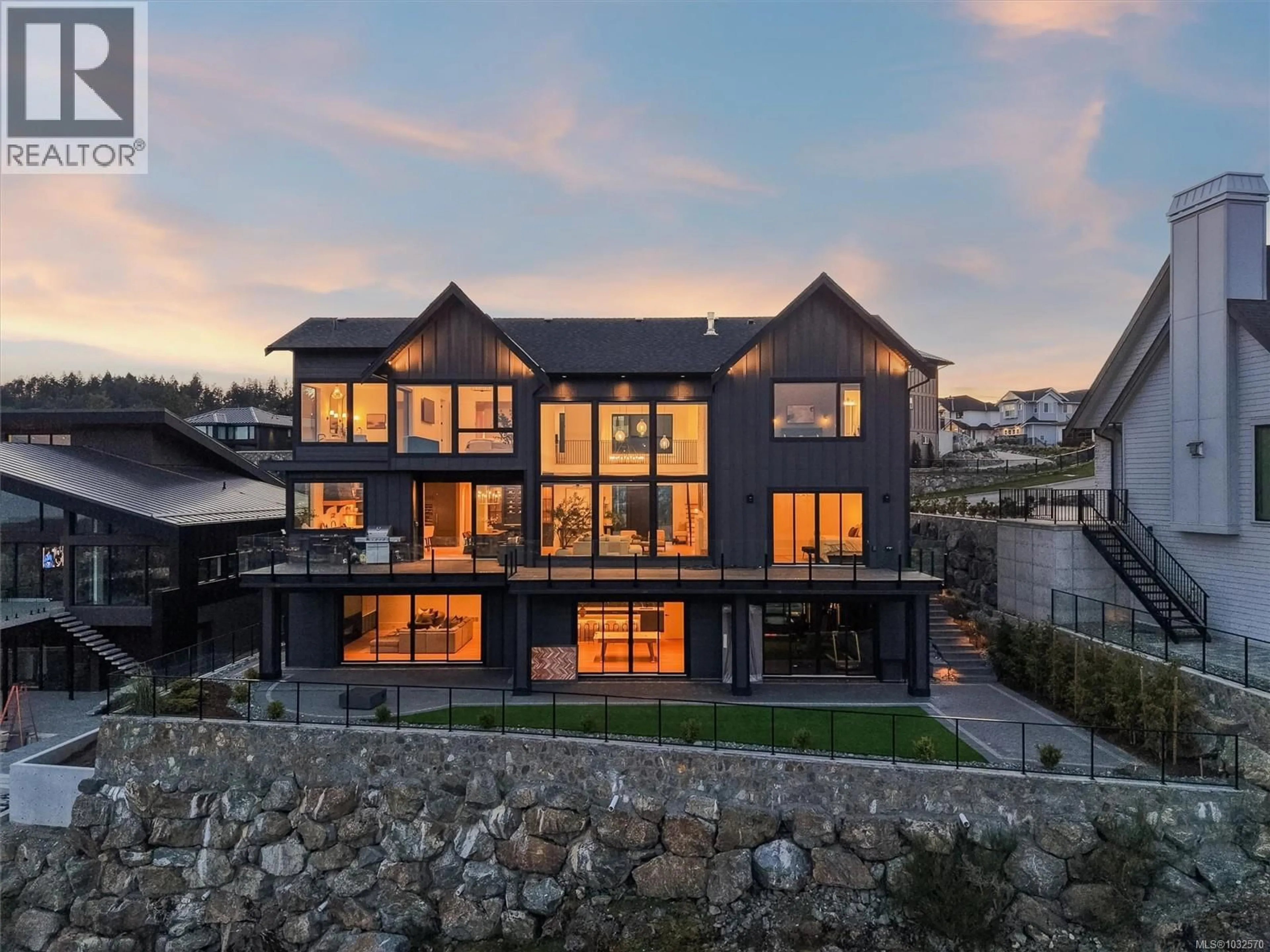 A pic from outside/outdoor area/front of a property/back of a property/a pic from drone, mountain view for 2371 LAIRDS GATE, Langford British Columbia V9B0L2