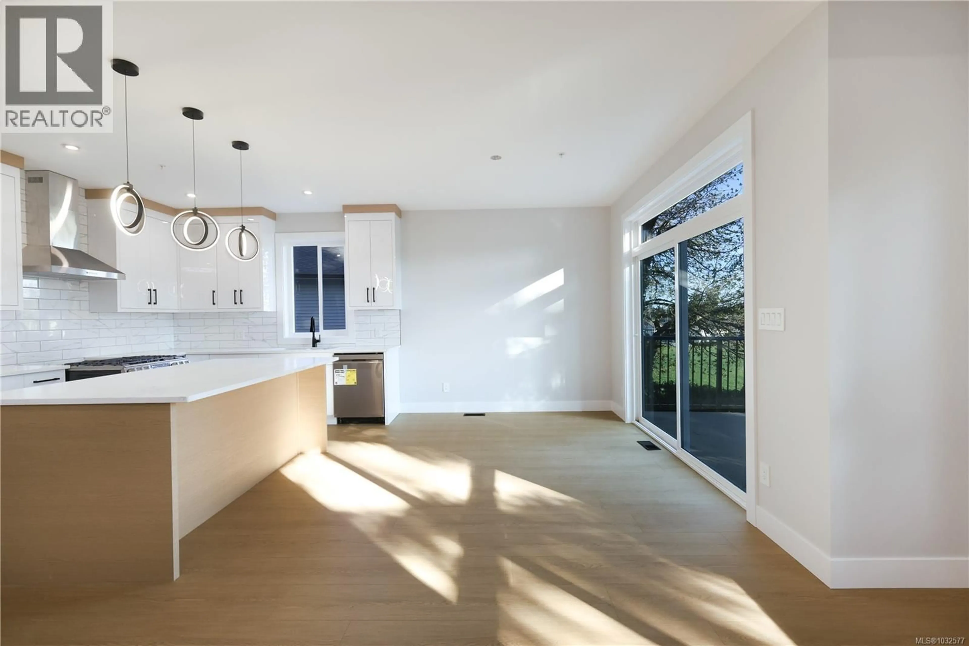 Open concept kitchen, unknown for 410 DIAMOND BOULEVARD, Nanaimo British Columbia V9T4R7