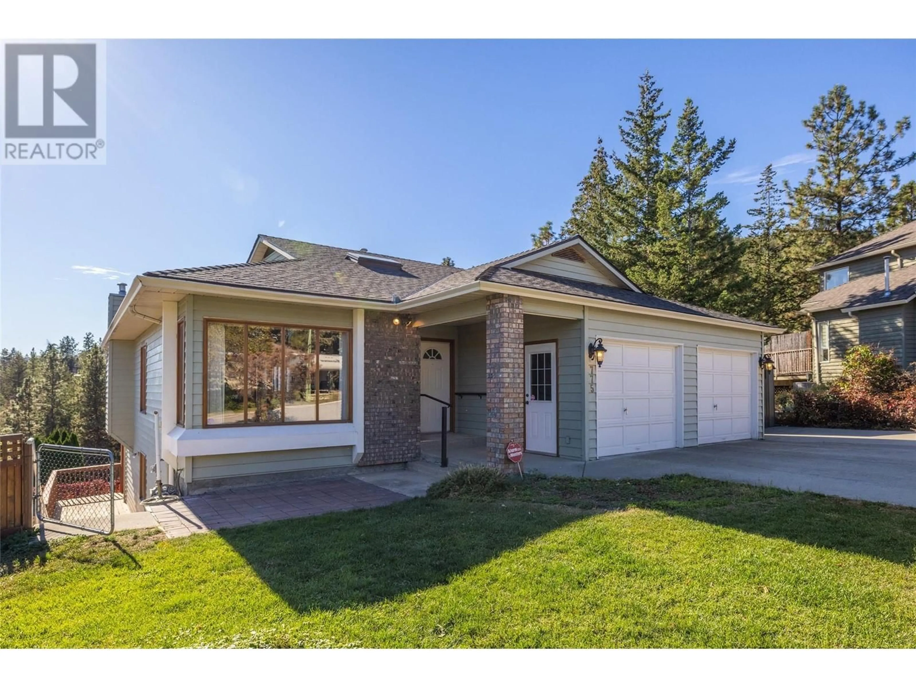 Frontside or backside of a home, cottage for 775 Cassiar Court, Kelowna British Columbia V1V1M7