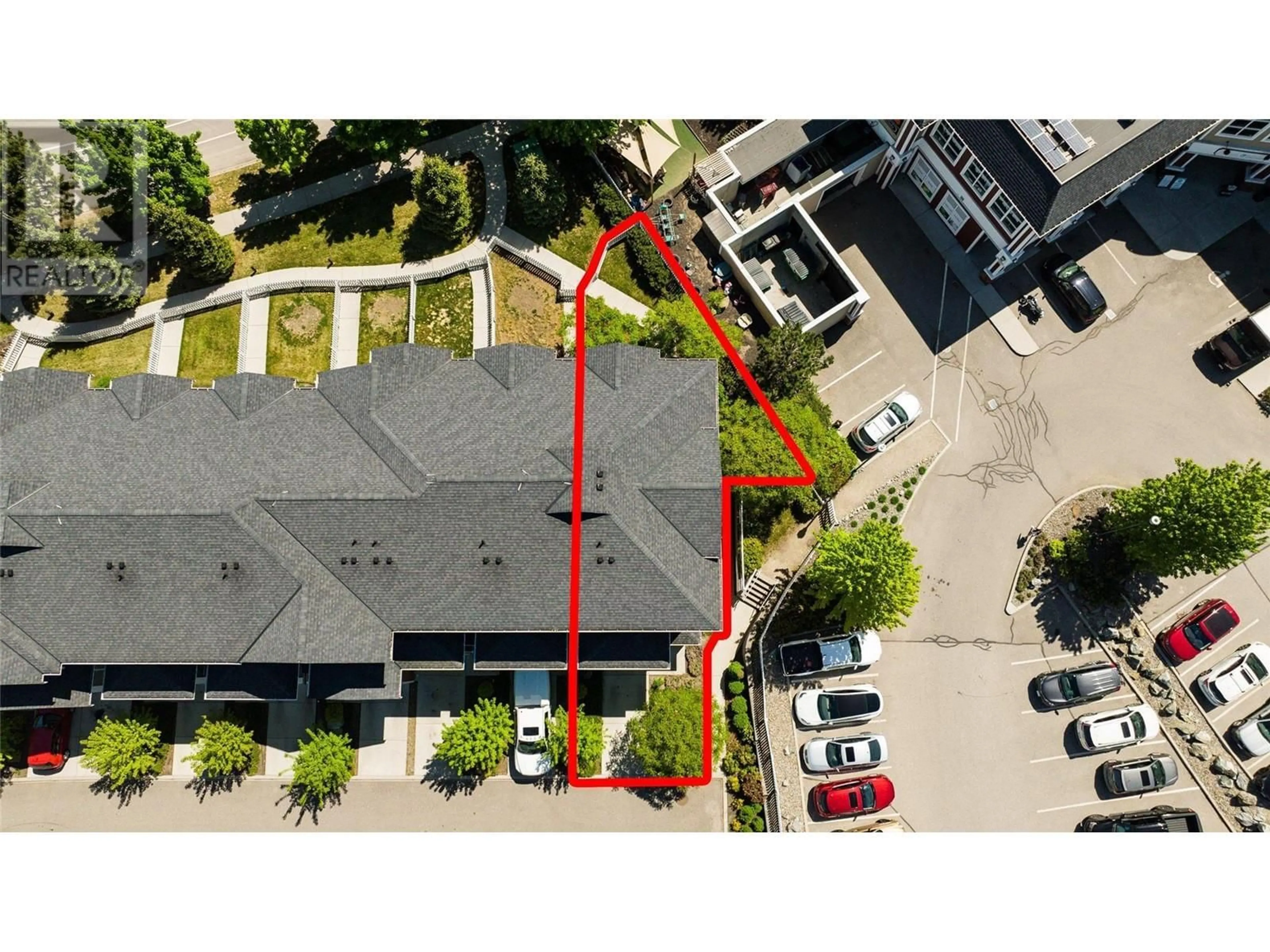 Frontside or backside of a home, the street view for 433 McCarren Avenue Unit# 21, Kelowna British Columbia V1W4V3