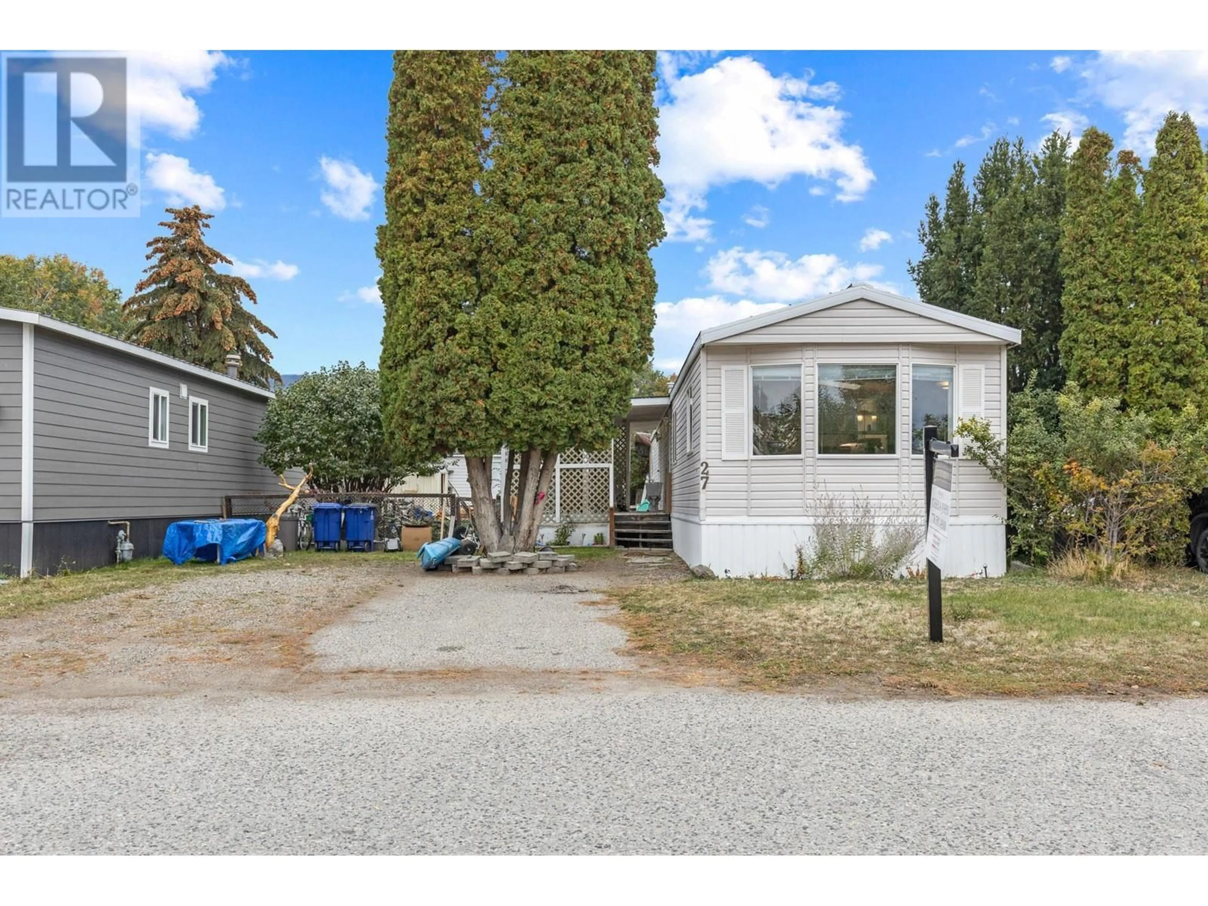 Frontside or backside of a home, the street view for 2005 Boucherie Road Unit# 27, Westbank British Columbia V4T1R4