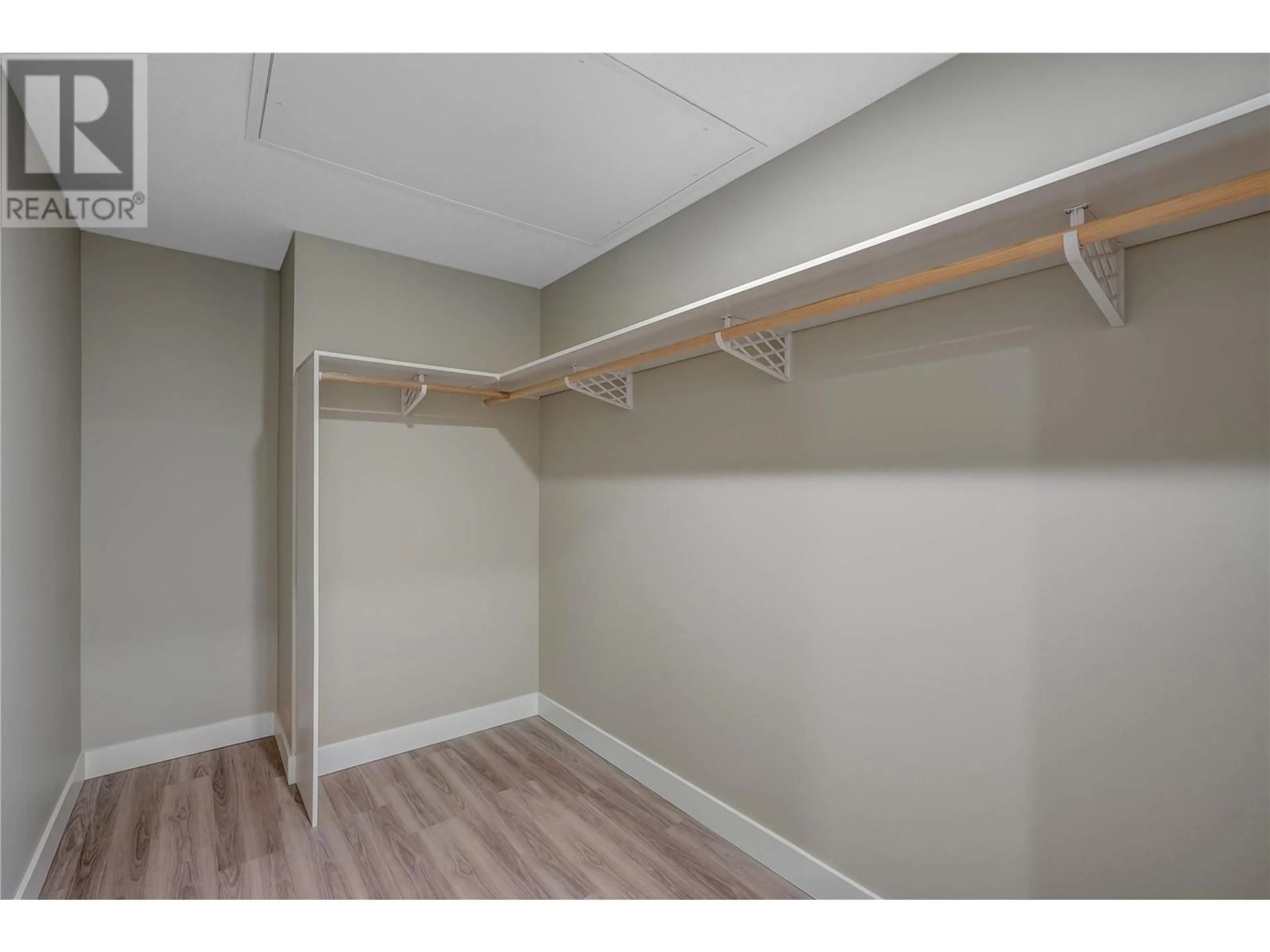 Storage room or clothes room or walk-in closet for 5640 51st Street Unit# 407, Osoyoos British Columbia V0H1V6