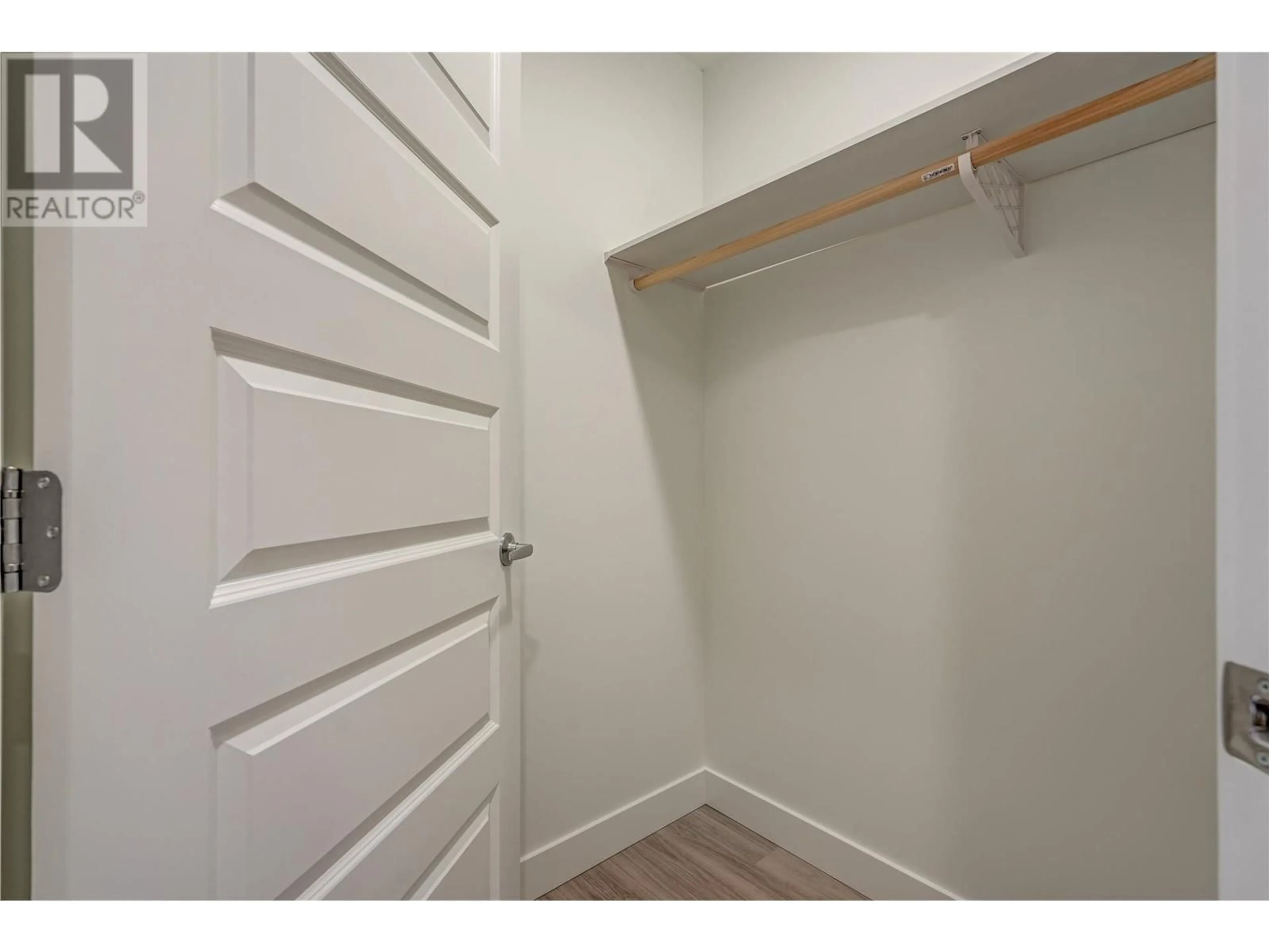 Storage room or clothes room or walk-in closet for 5640 51st Street Unit# 407, Osoyoos British Columbia V0H1V6