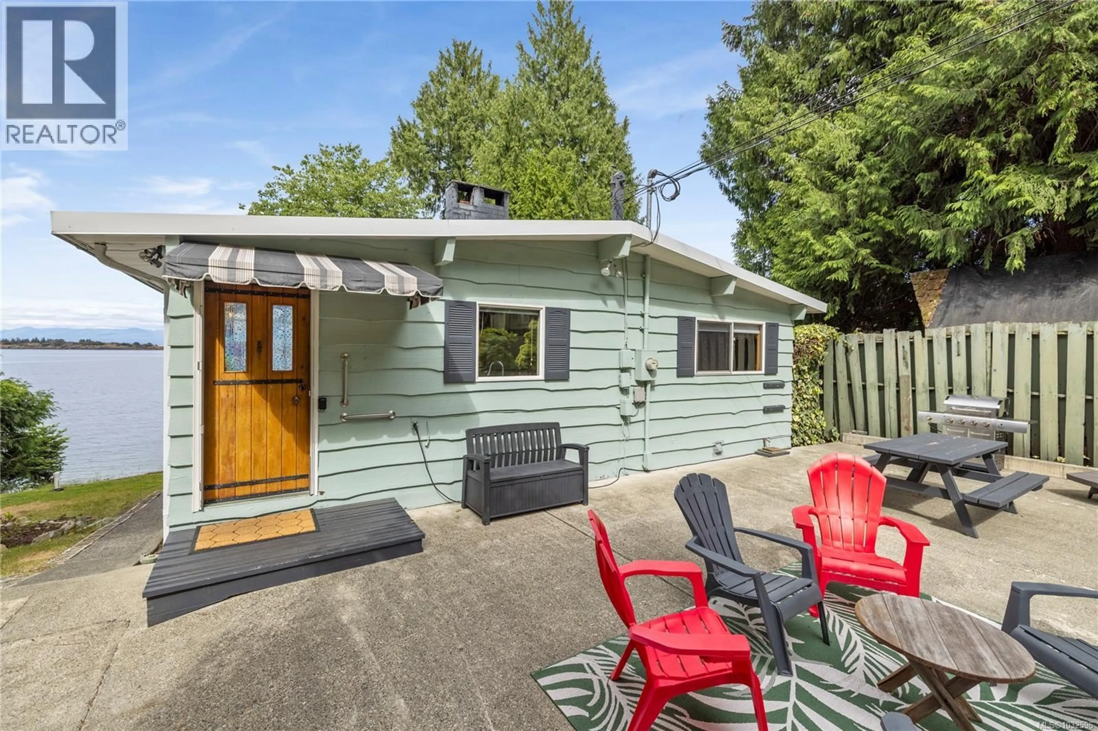 Patio, street for 3083 DOLPHIN DRIVE, Nanoose Bay British Columbia V9P9J2