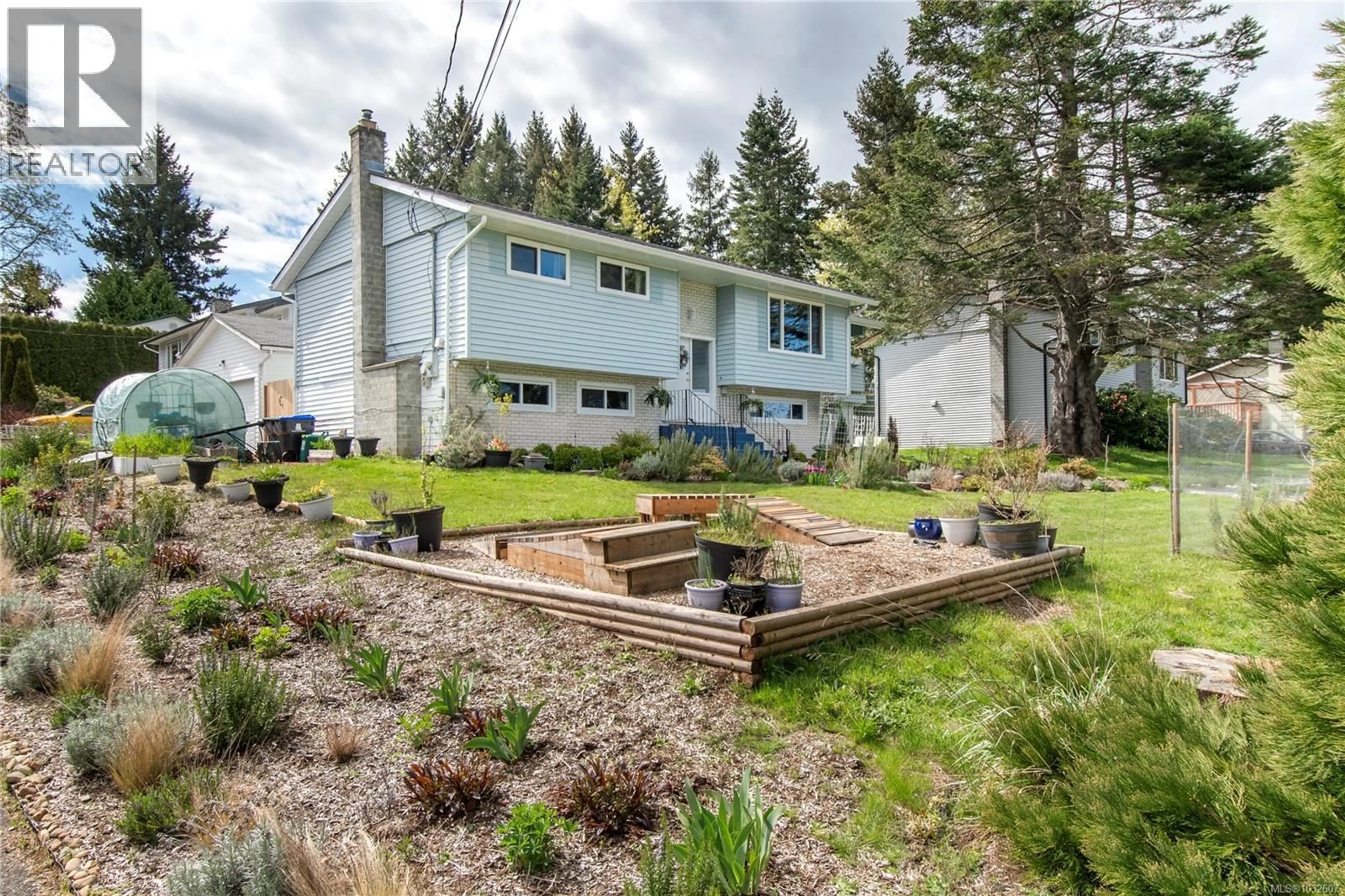 Unknown for 613 NOOTKA STREET, Comox British Columbia V9M2L8