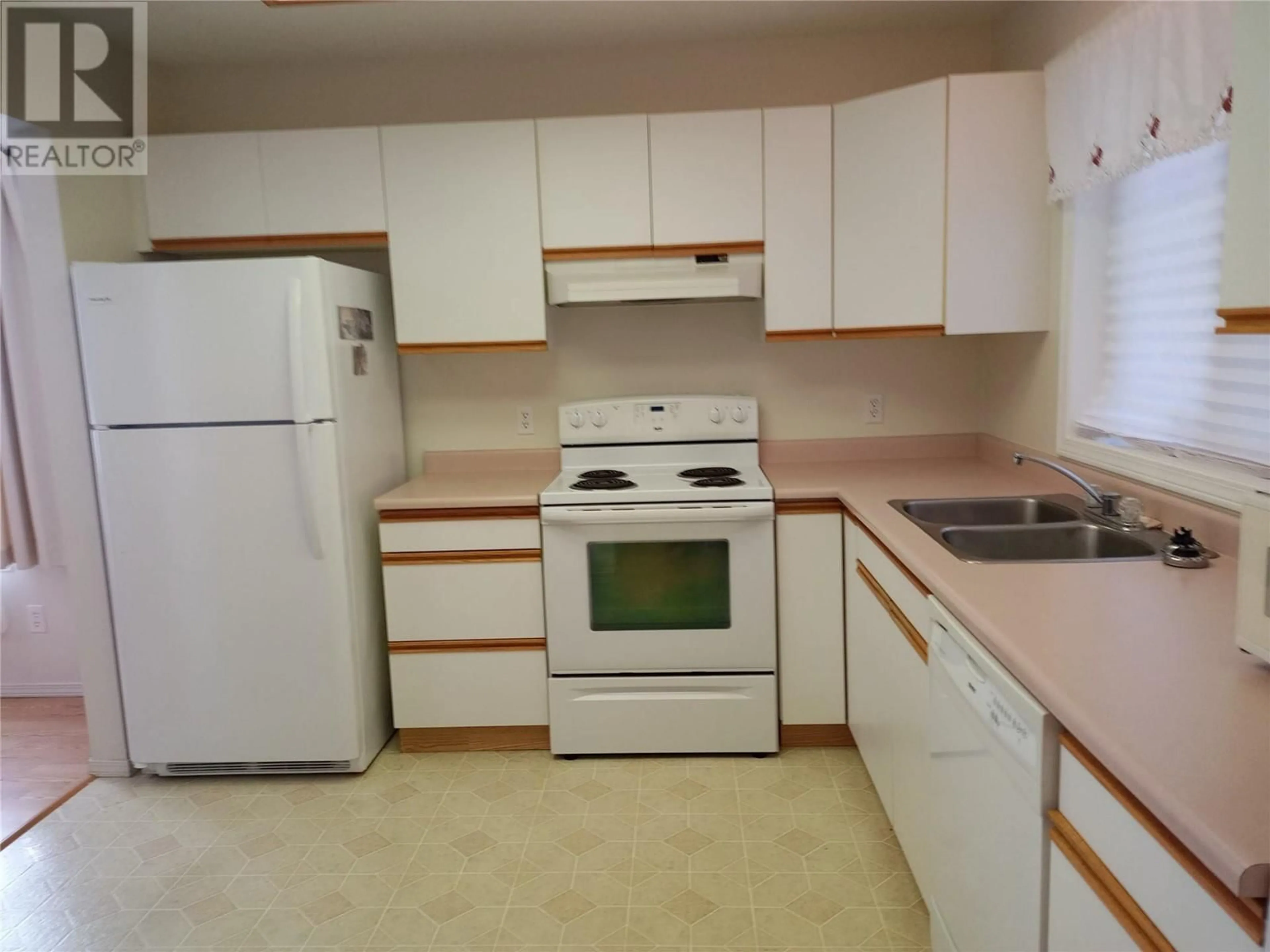 Standard kitchen, unknown floor, cottage for 4303 27 Avenue Unit# 27 Lot# 11, Vernon British Columbia V1T6L2