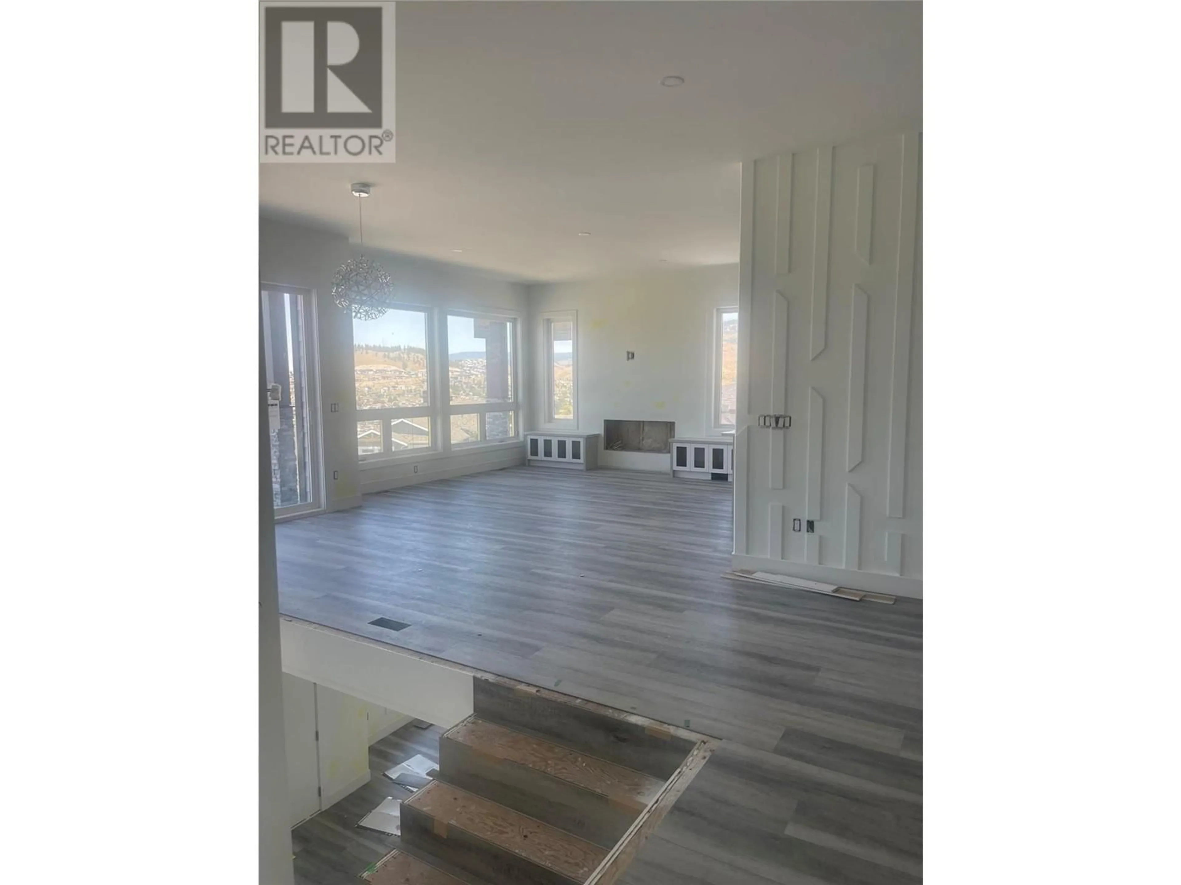 Unknown for 2231 LAVETTA DRIVE, Kelowna British Columbia V1P1R3
