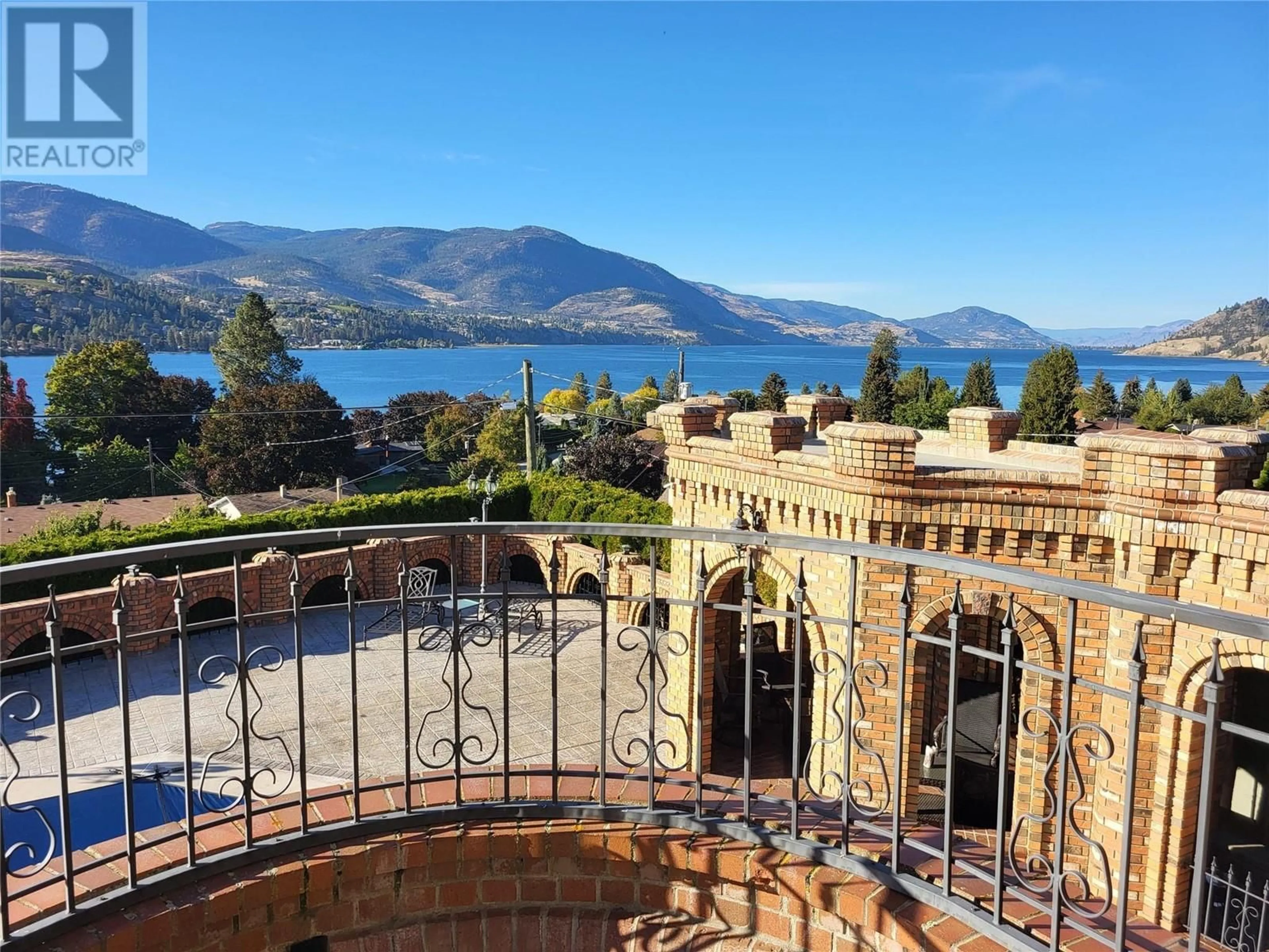 Balcony in the apartment, lake for 327 CARMEL Crescent, Okanagan Falls British Columbia V0H1R5