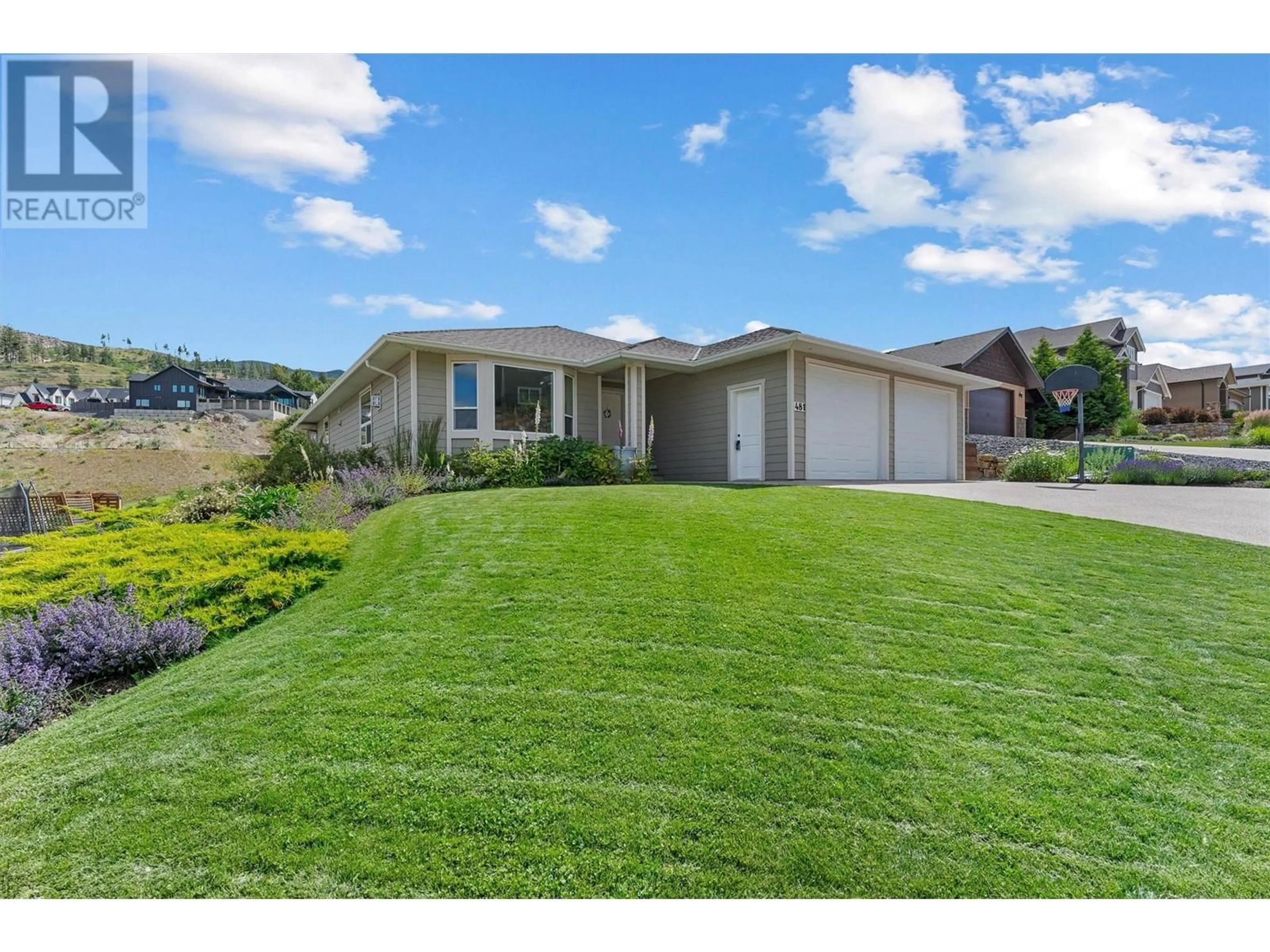 A pic from outside/outdoor area/front of a property/back of a property/a pic from drone, unknown for 481 SWAN DRIVE, Kelowna British Columbia V1W5J5