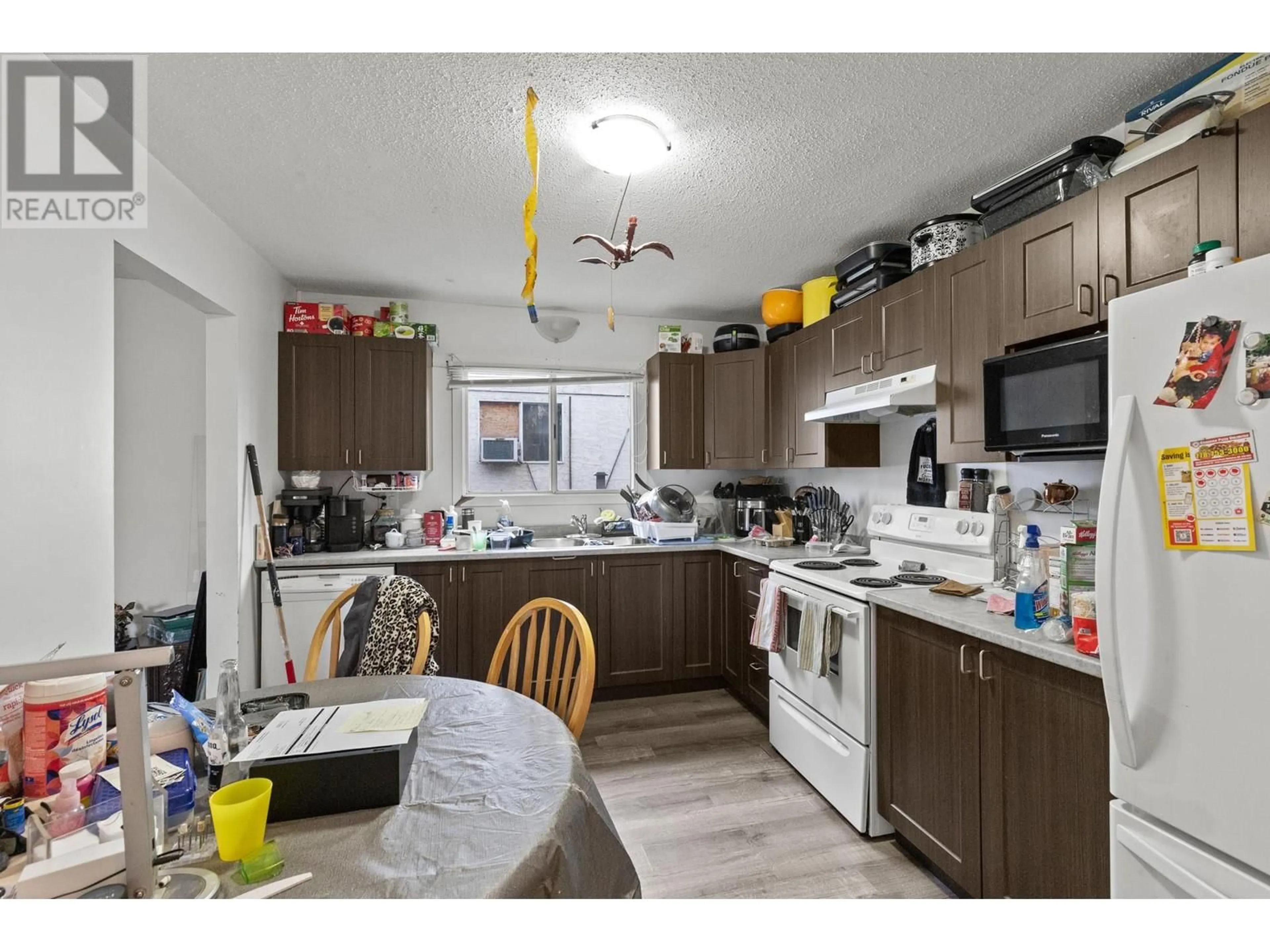 Standard kitchen, wood floors, cottage for 490A Hein Road Lot# 4, Kelowna British Columbia V1X4A3