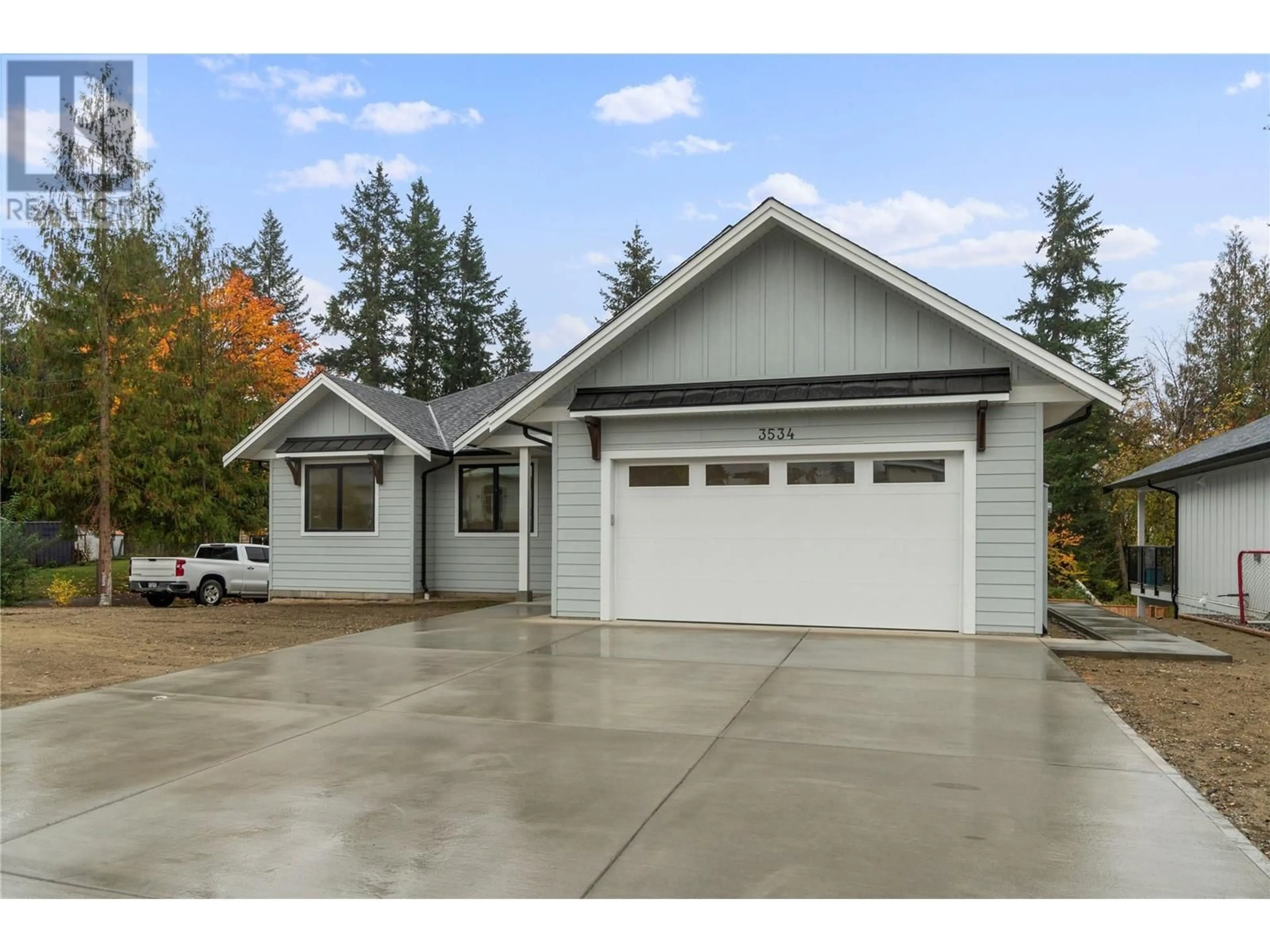 Frontside or backside of a home, cottage for 3534 16 Avenue NE, Salmon Arm British Columbia V1E1Z3