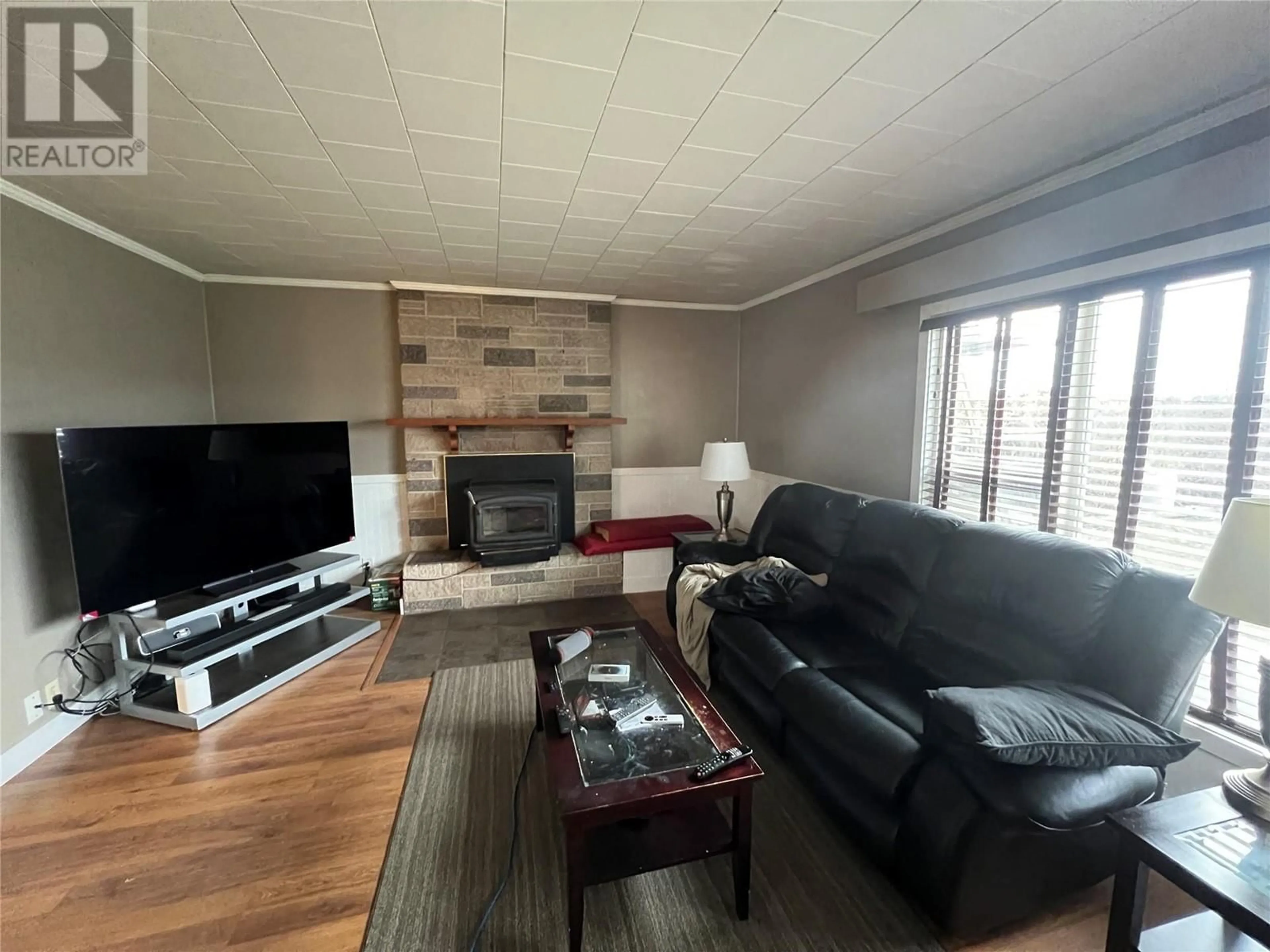 Living room, wood floors for 5007 47 Avenue, Pouce Coupe British Columbia V0C2C0