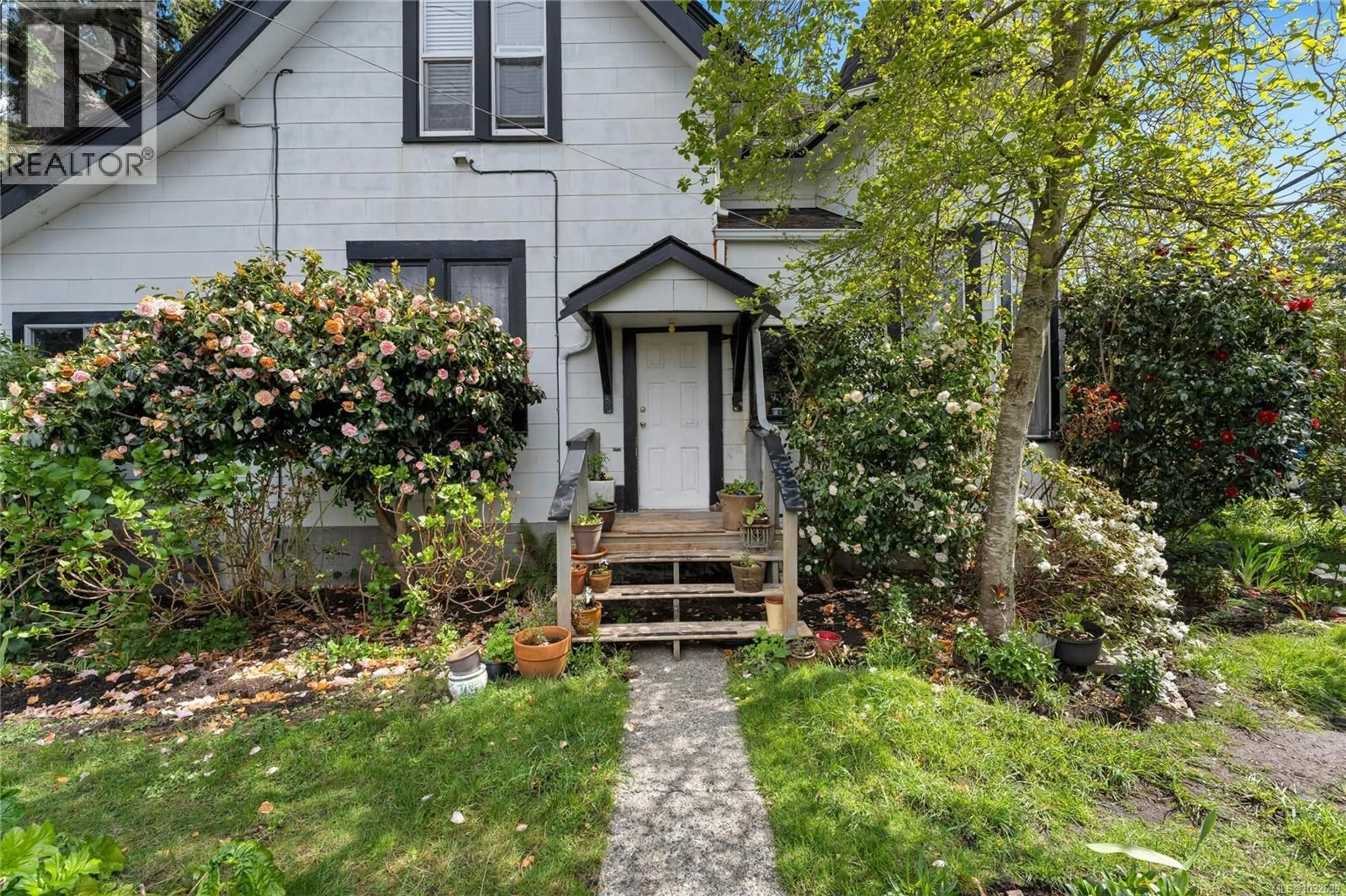 Unknown for 602 BATTERY STREET, Victoria British Columbia V8V1E5