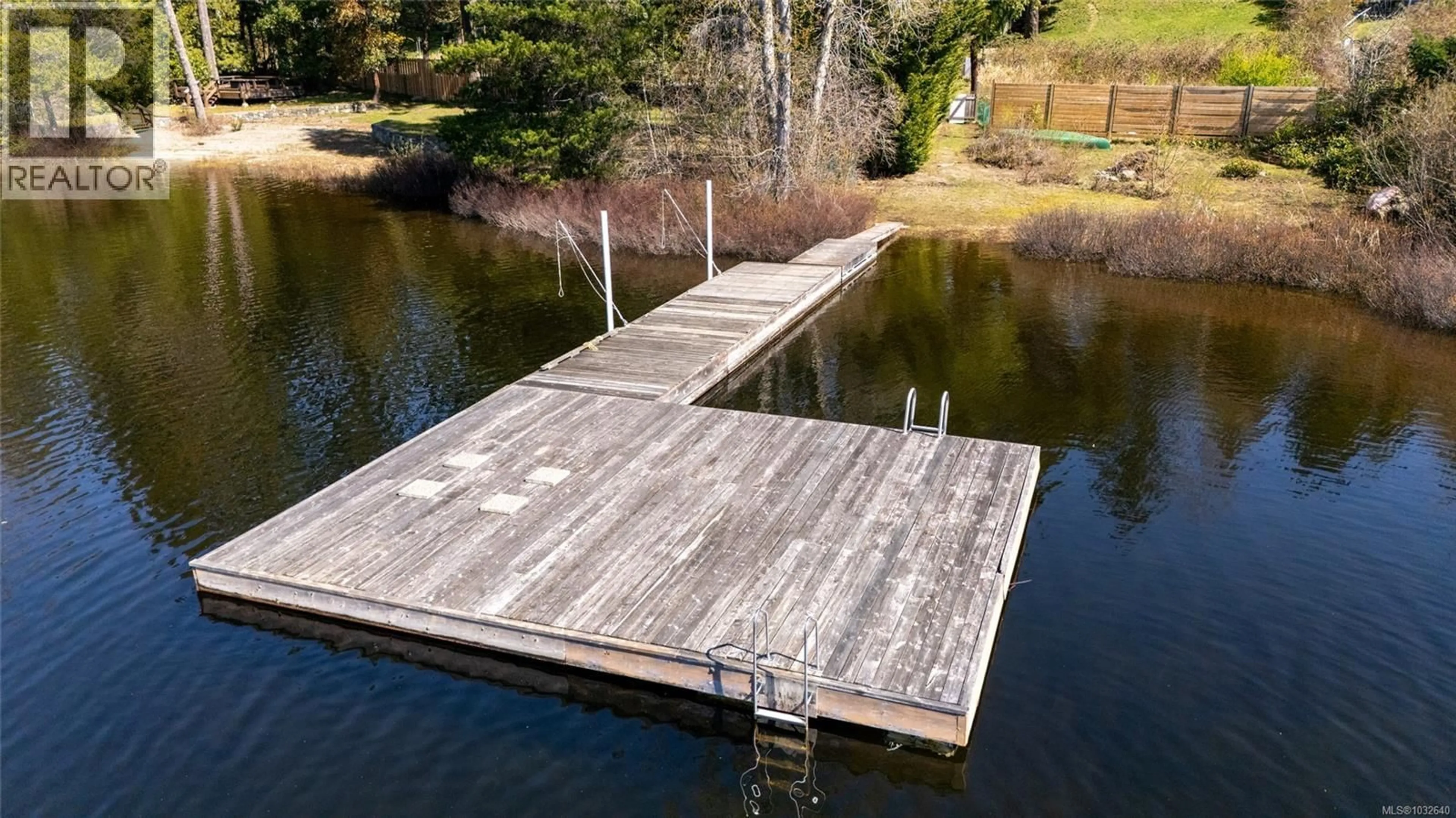 A pic from outside/outdoor area/front of a property/back of a property/a pic from drone, water/lake/river/ocean view for 2664 HEALD ROAD, Shawnigan Lake British Columbia V0R2W0