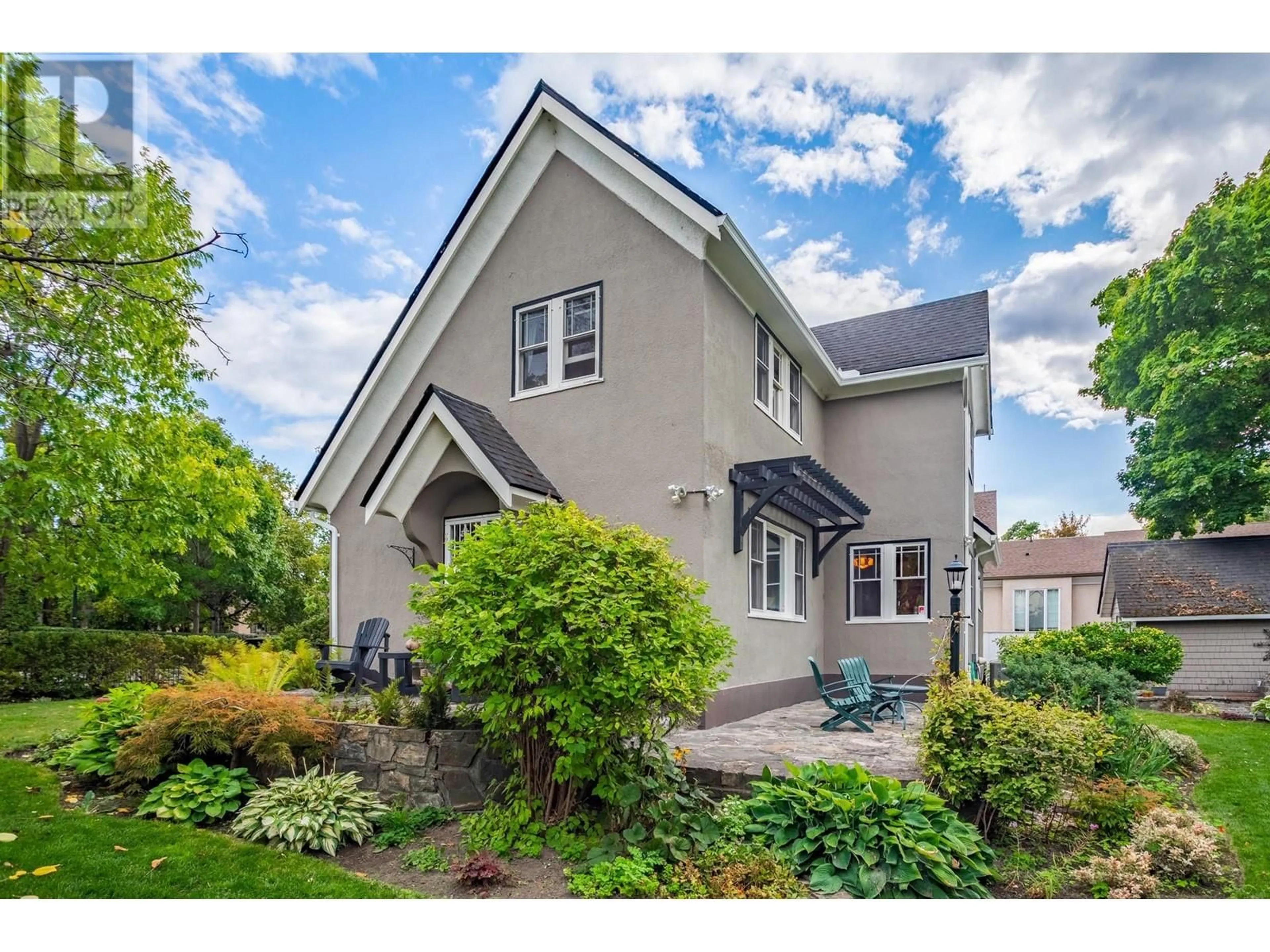 Unknown for 1812 MARSHALL STREET, Kelowna British Columbia V1Y2B7