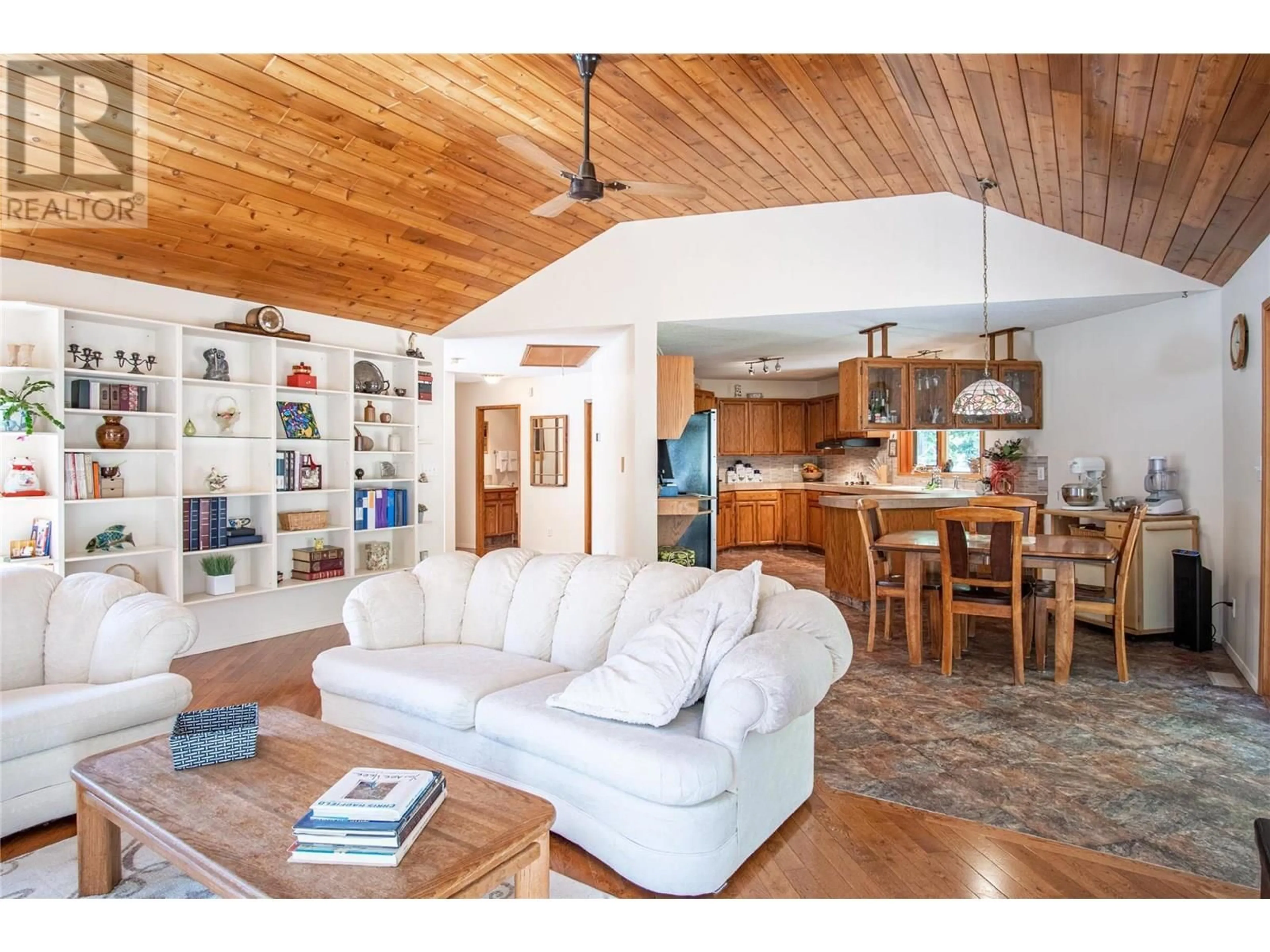 Living room with furniture, unknown for 7905 97A HIGHWAY, Mara British Columbia V0E2K0