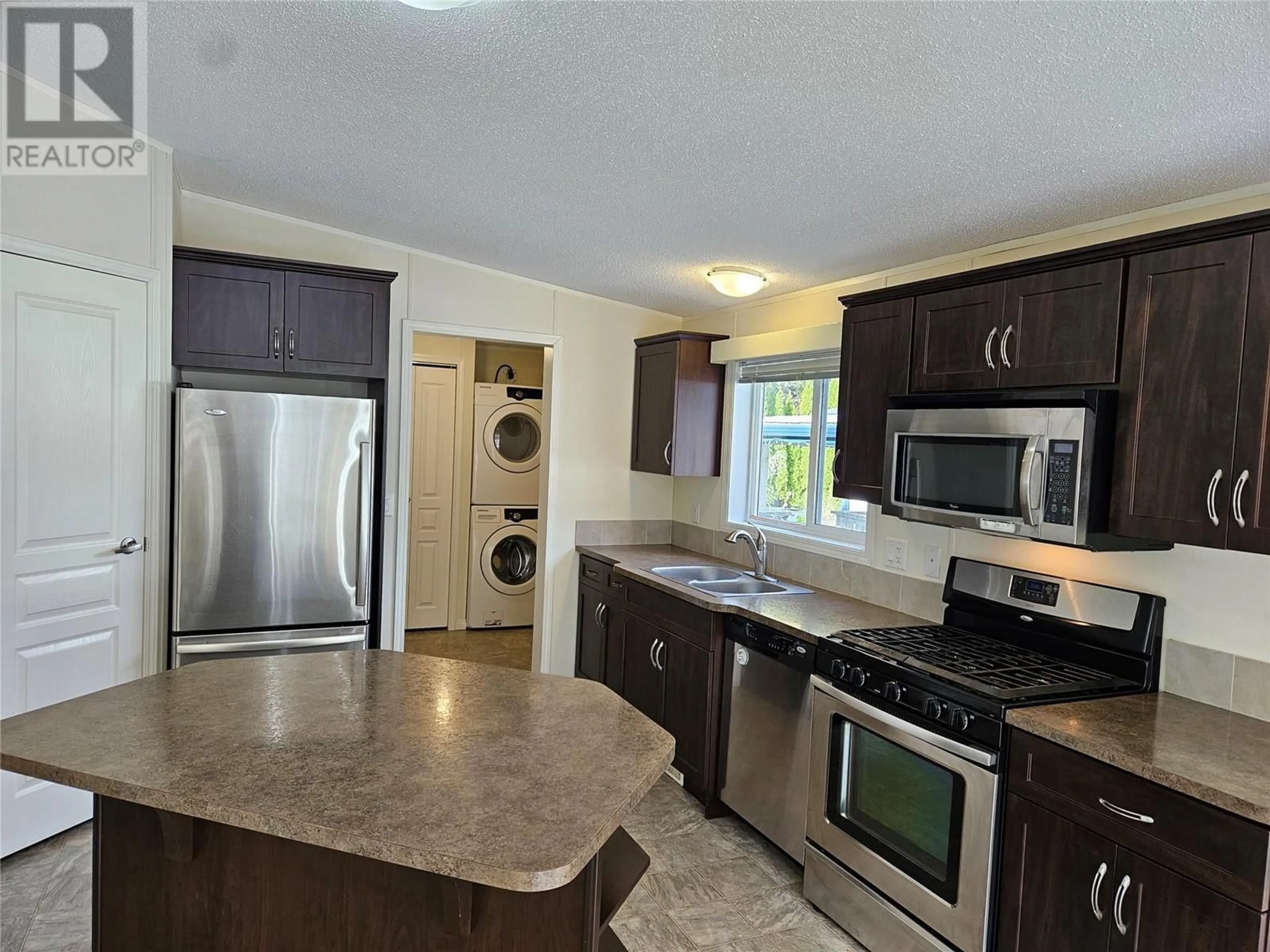 Open concept kitchen, ceramic/tile floor for 12 - 1518 HIGHWAY 3A OTHER, Keremeos British Columbia V0X1N6