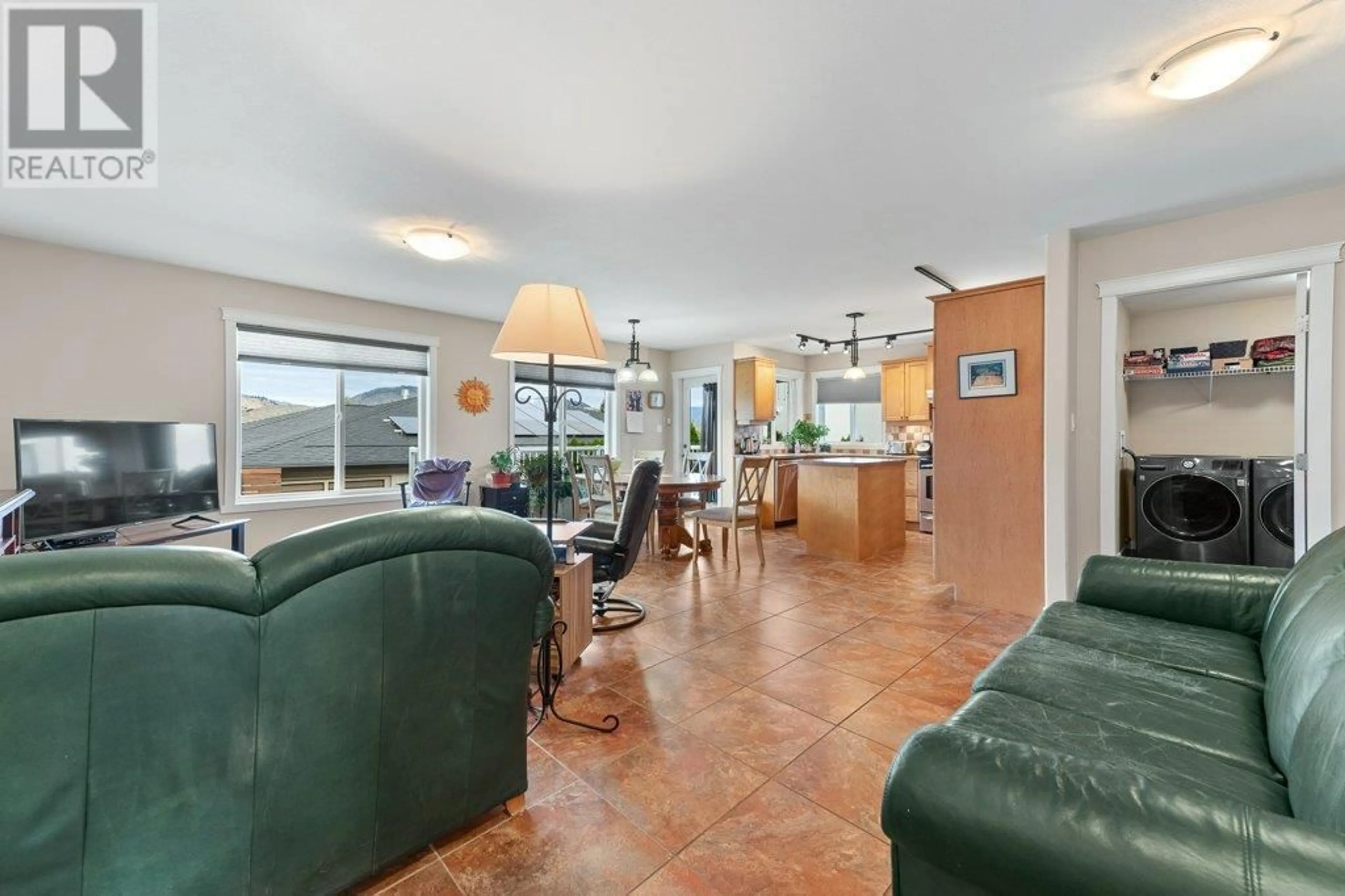 Living room, ceramic floors for 6948 MOUNTAINVIEW Drive, Oliver British Columbia V0H1T4