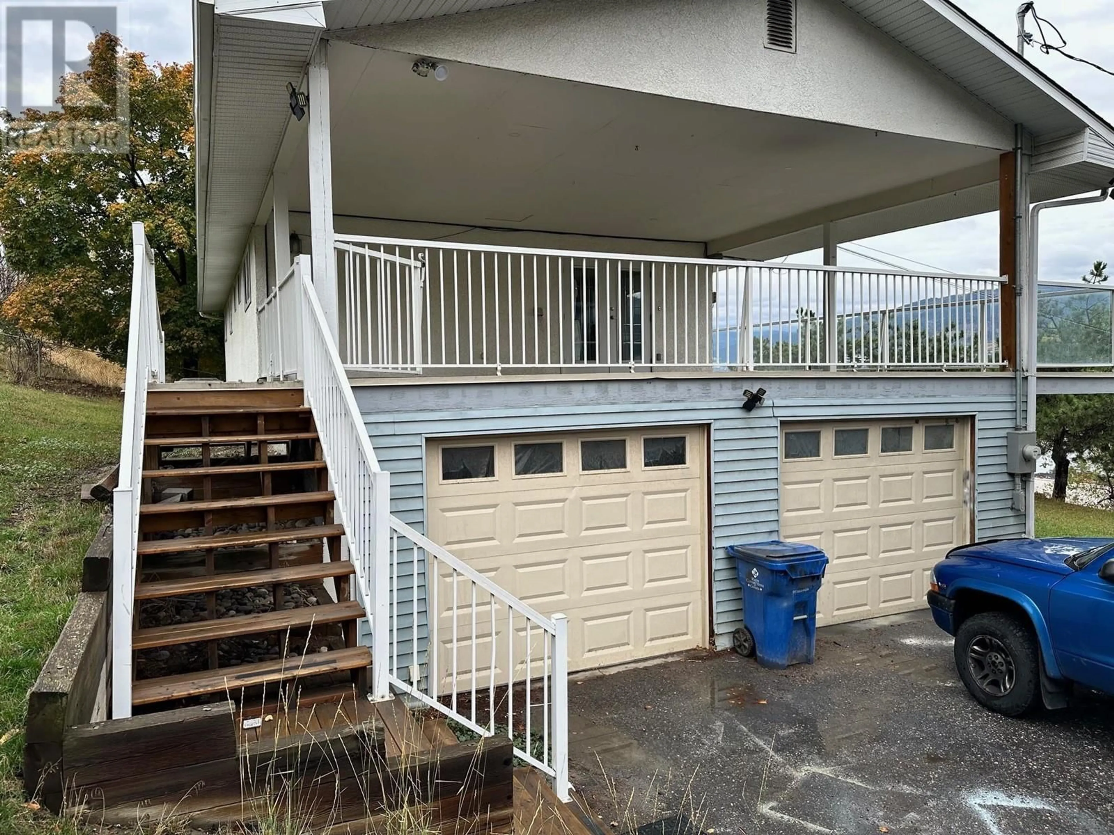 Frontside or backside of a home, the front or back of building for 7910 Lakeview Drive, Coldstream British Columbia V1B1W3