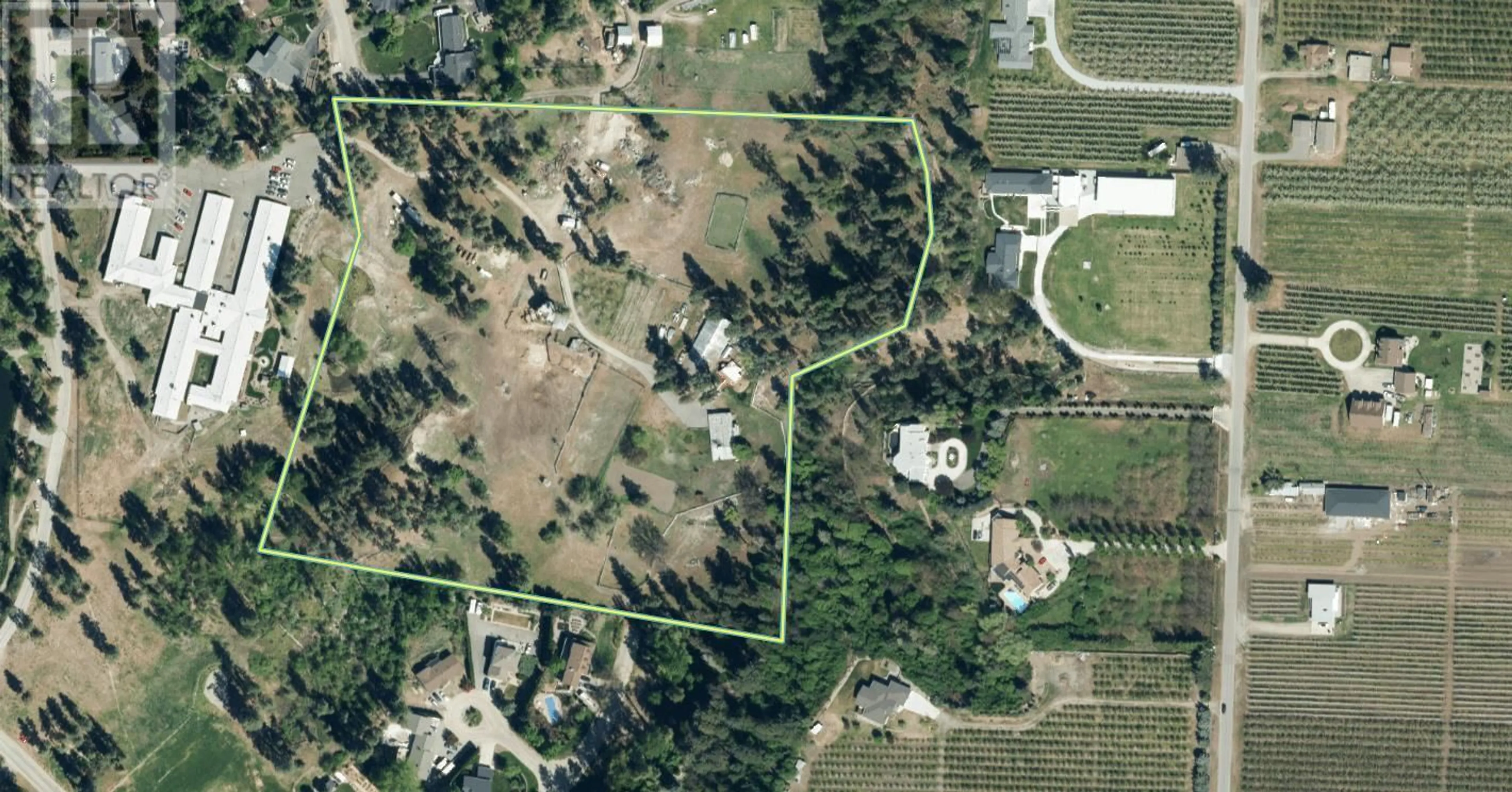 A pic from outside/outdoor area/front of a property/back of a property/a pic from drone, street for 2718 O'REILLY ROAD, Kelowna British Columbia V1W2R5