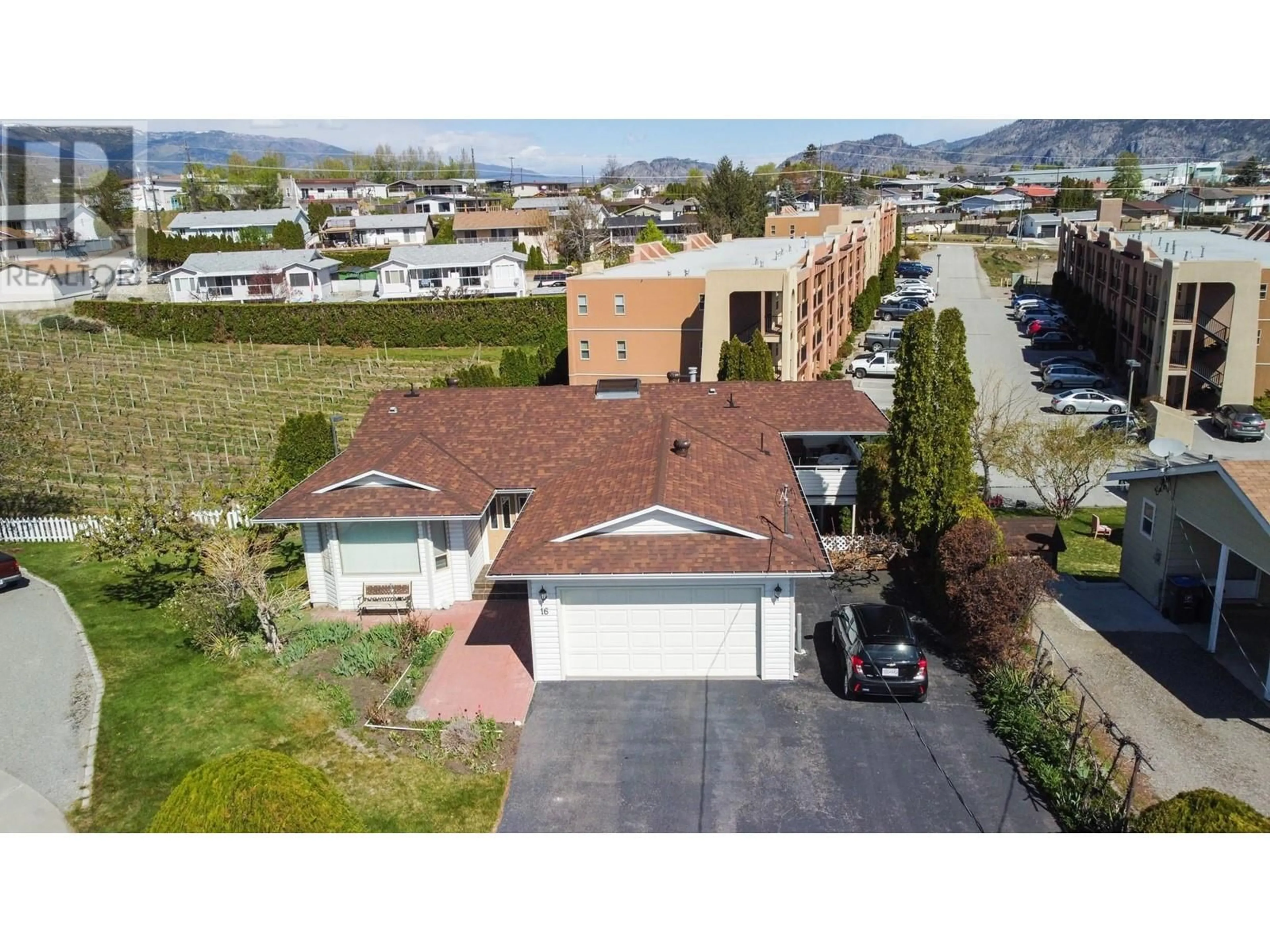 Frontside or backside of a home, the street view for 16 Yucca Place, Osoyoos British Columbia V0H1V1