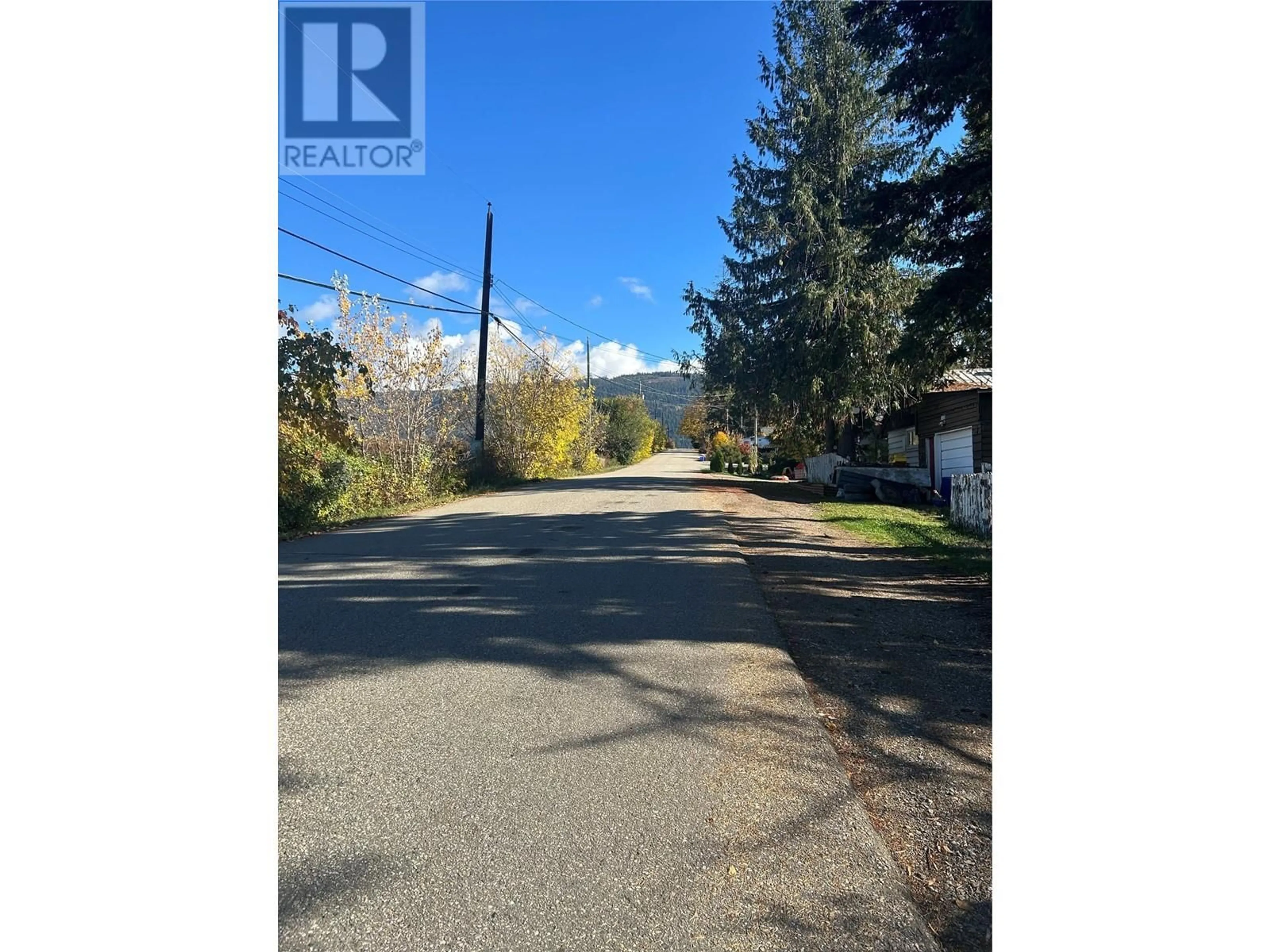 A pic from exterior of the house or condo, the street view for 3080 30 Avenue NE, Salmon Arm British Columbia V1E1Z9