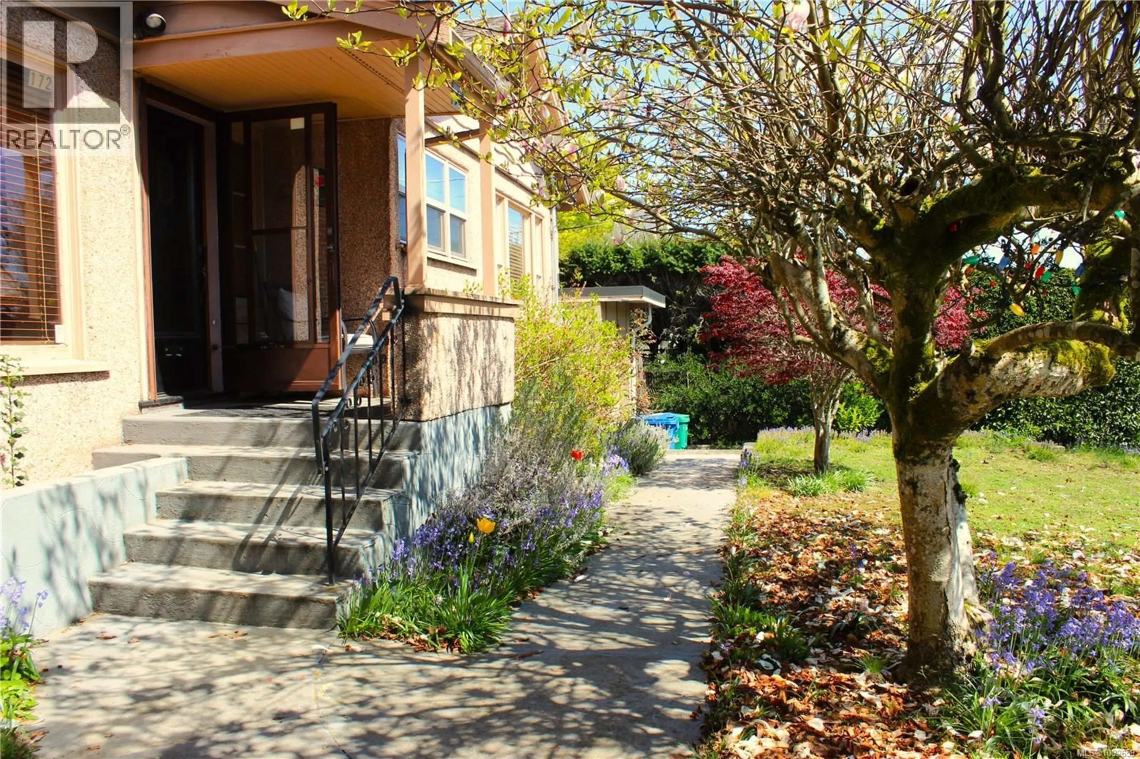 Patio, street for 172 BRYDEN STREET, Nanaimo British Columbia V9S1A6