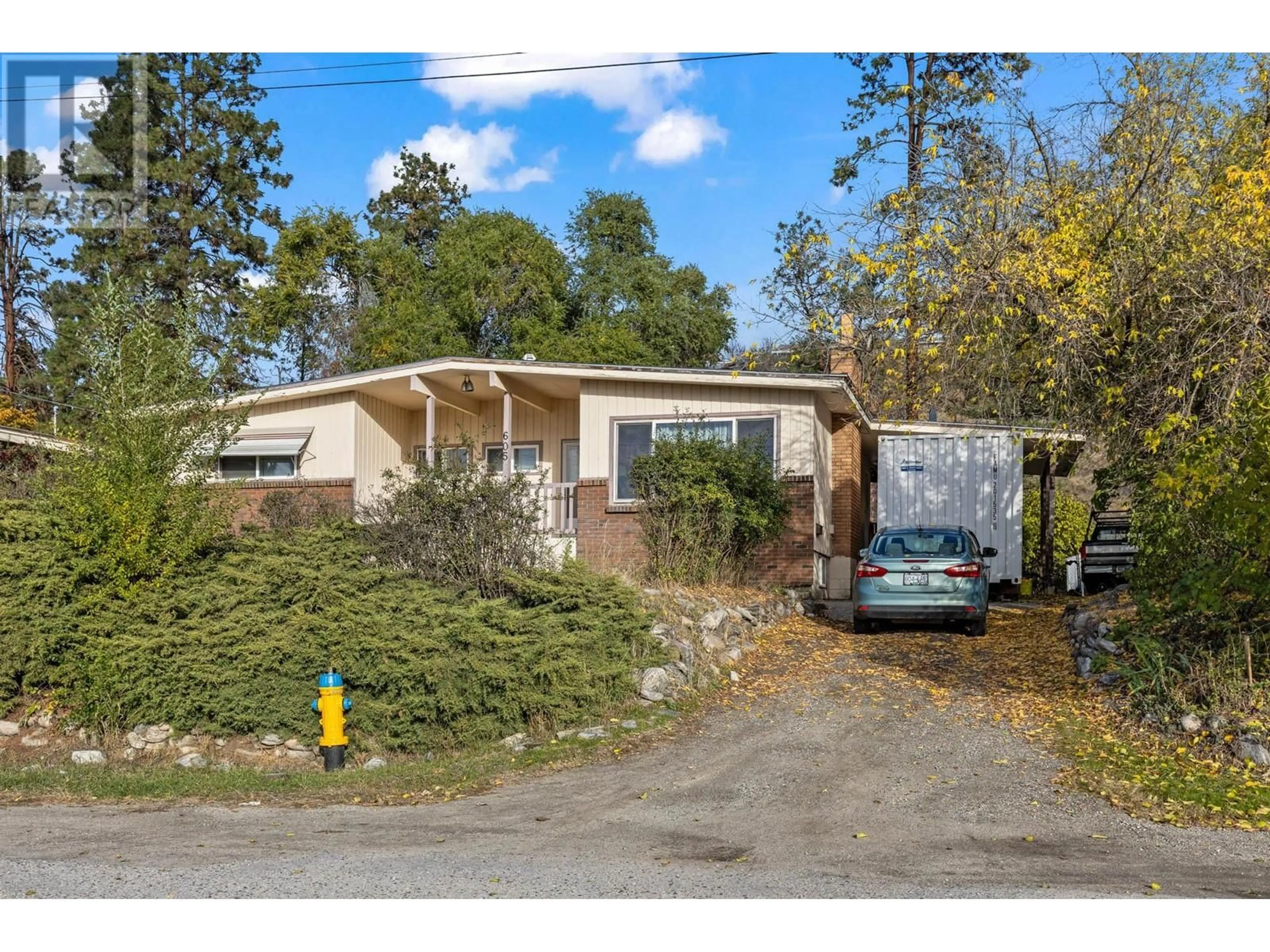 A pic from exterior of the house or condo, cottage for 605 Dell Road, Kelowna British Columbia V1X3P7