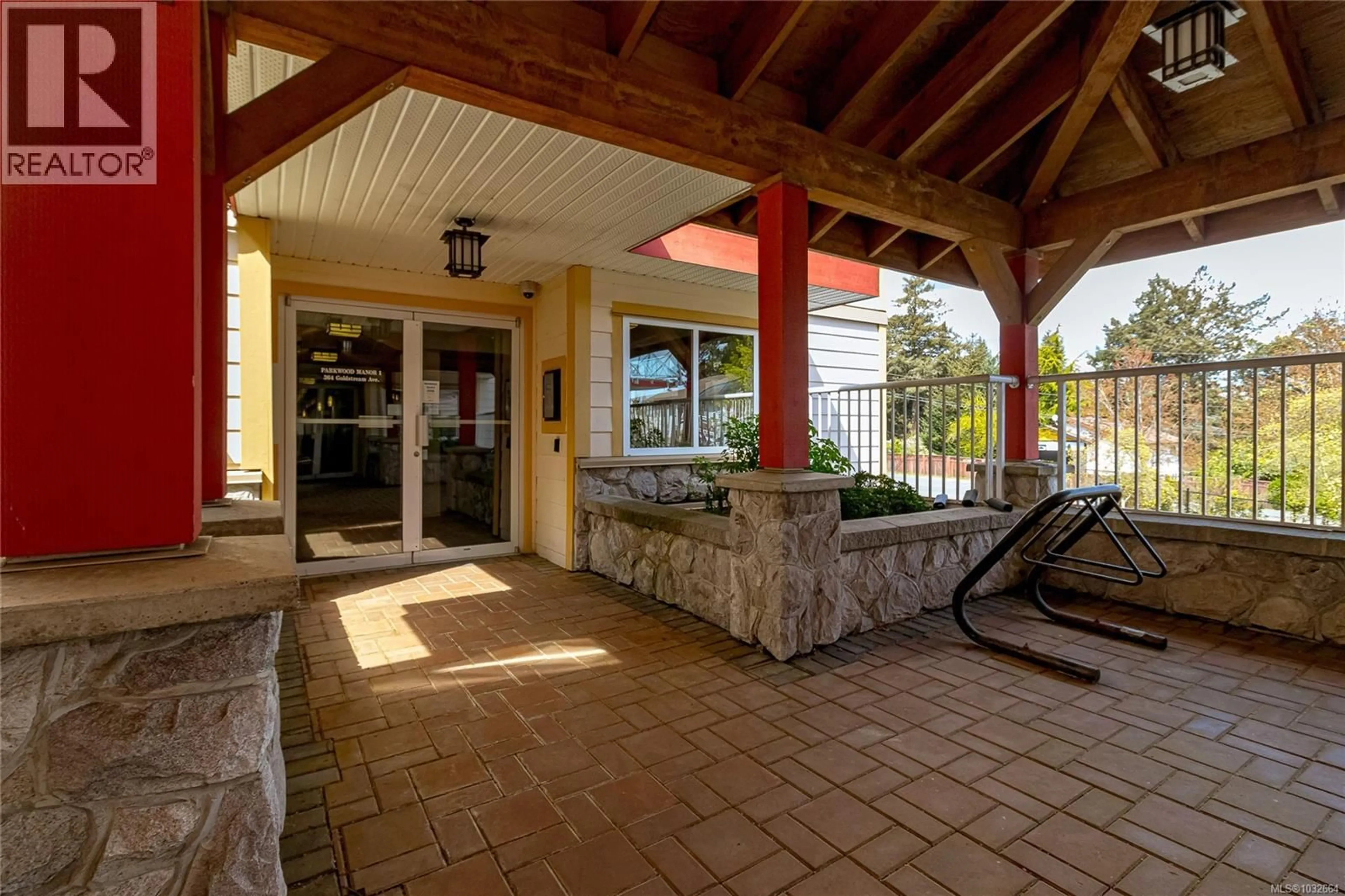 Patio, unknown for 405 - 364 GOLDSTREAM AVENUE, Colwood British Columbia V9B2W3