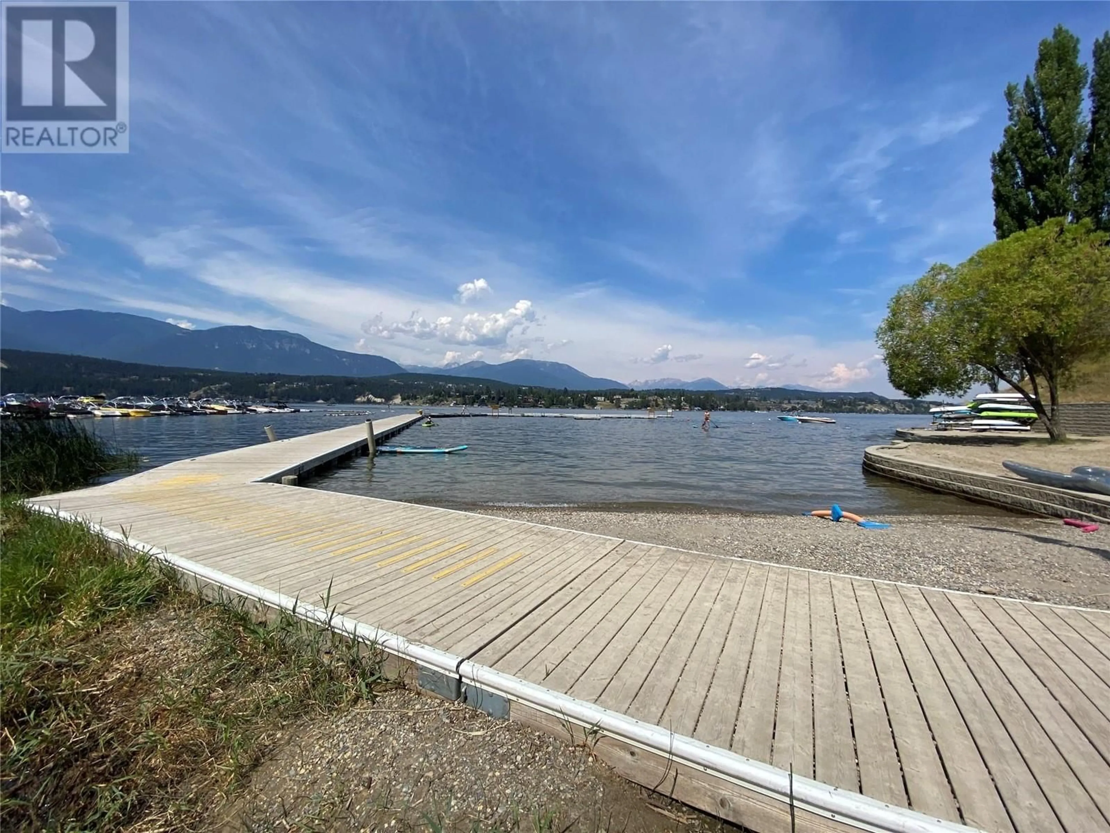 Patio, lake for 880 Lakeview Drive Drive Unit# 109, Windermere British Columbia V0A1K3