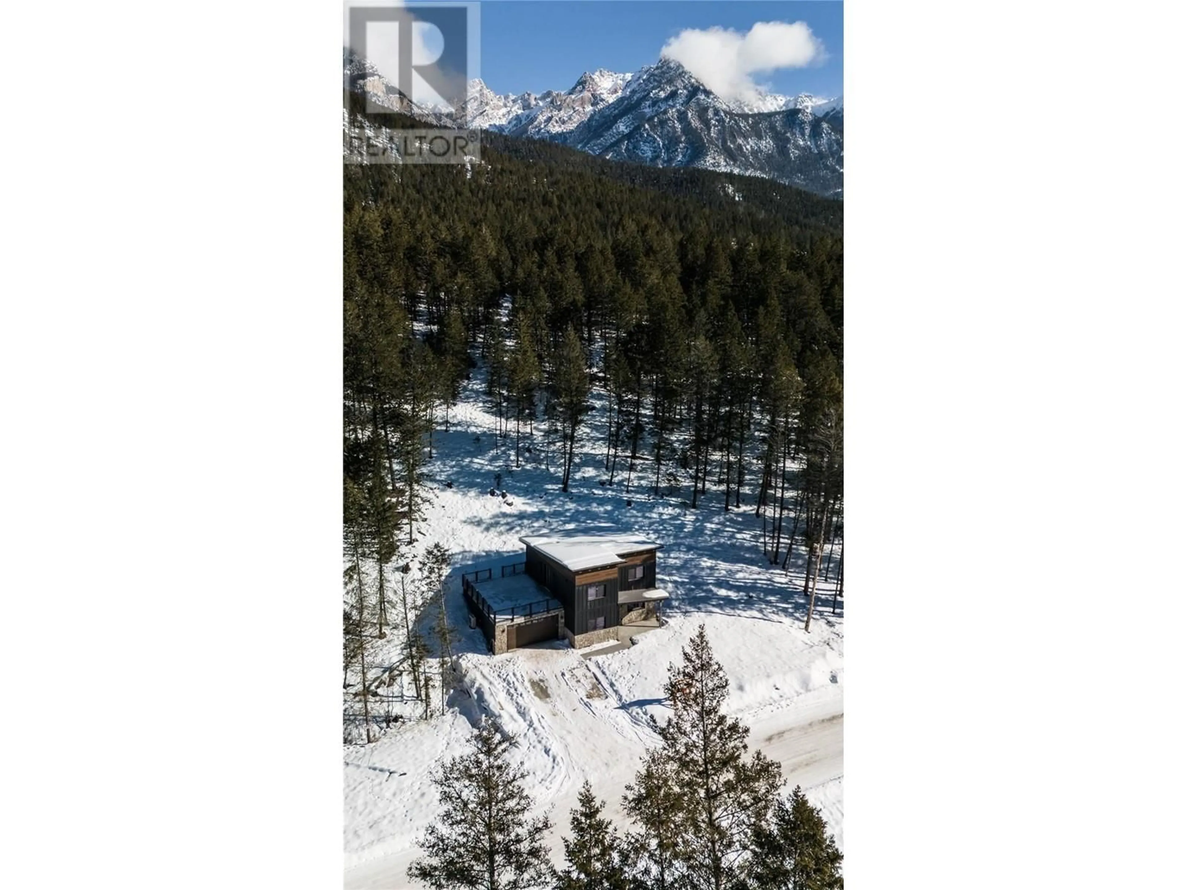 A pic from outside/outdoor area/front of a property/back of a property/a pic from drone, mountain view for 4834 MOUNTAIN VIEW DRIVE, Fairmont Hot Springs British Columbia V0B1L1