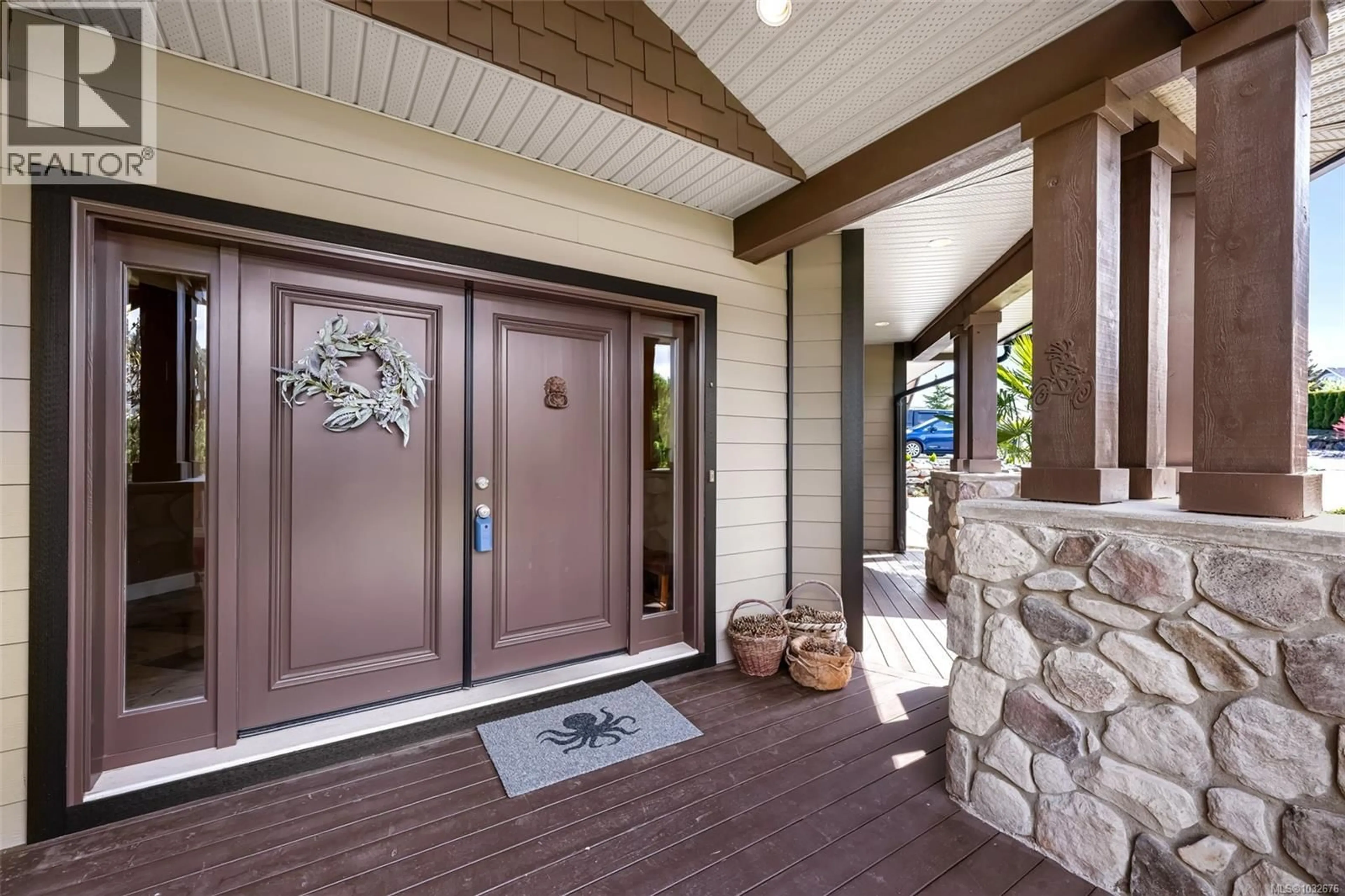 Indoor entryway for 625 SENTINEL DRIVE, Mill Bay British Columbia V8H1H7