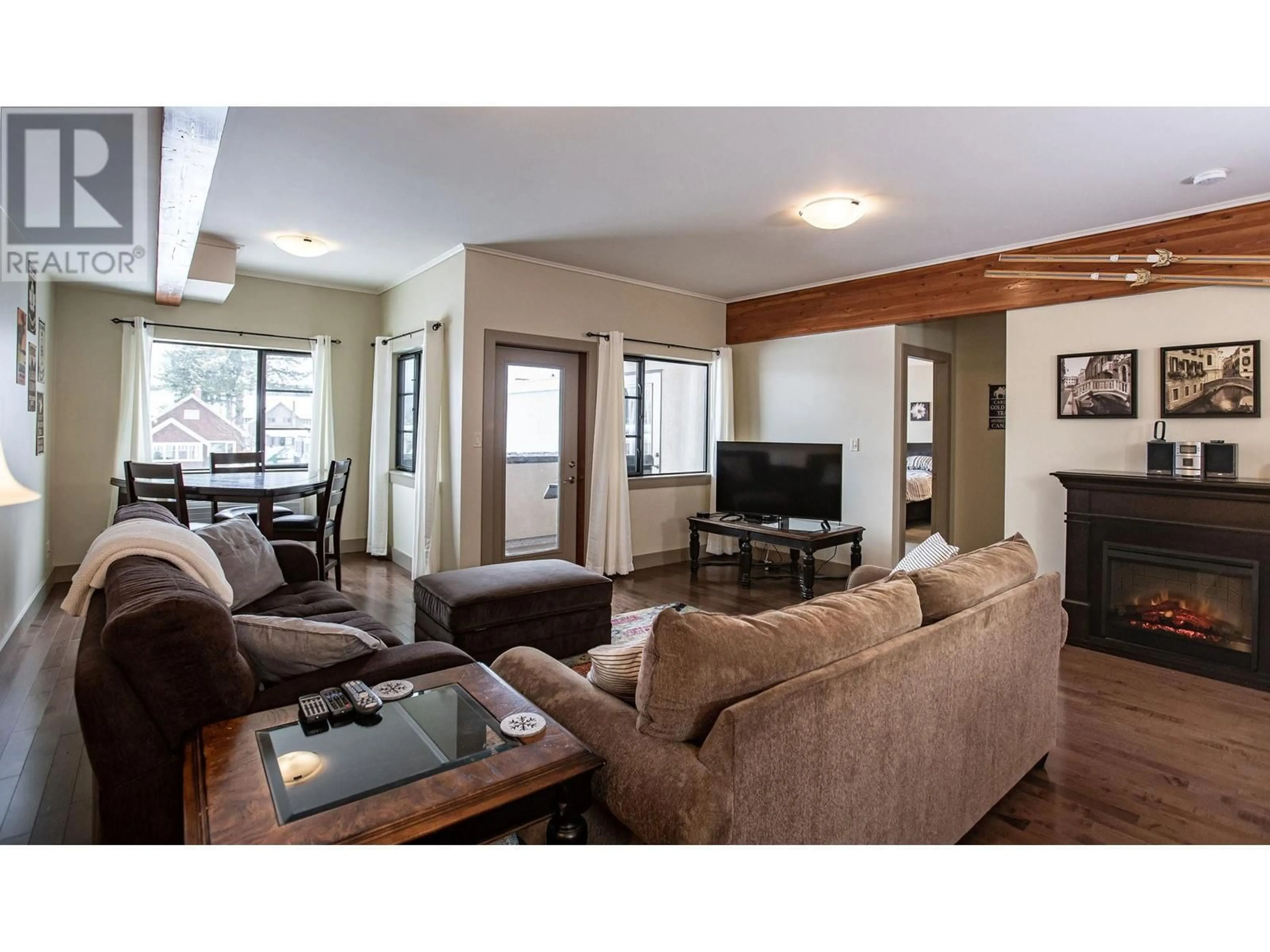 Living room, wood floors for 309 First Street W Unit# 205, Revelstoke British Columbia V0E2S0