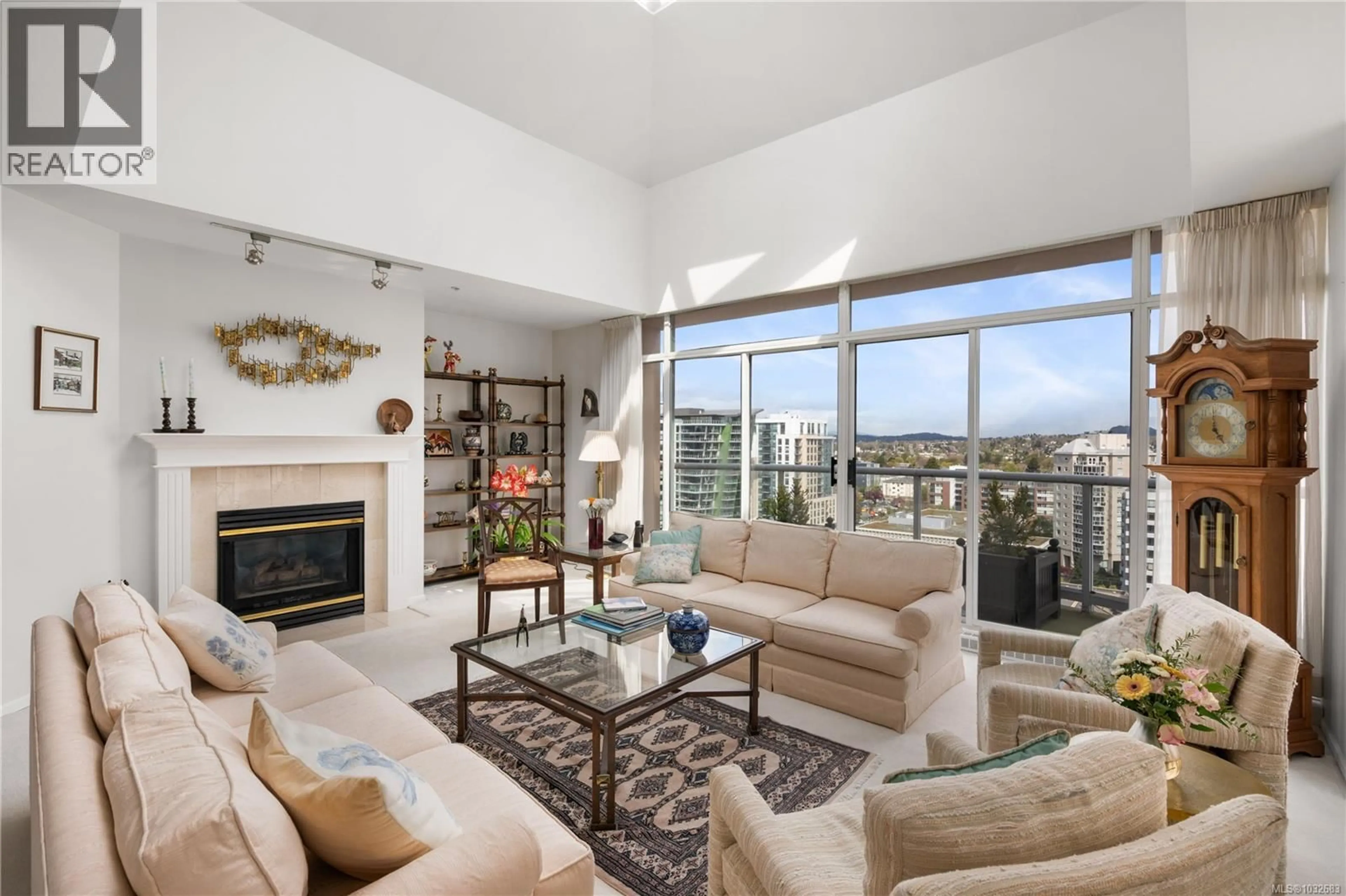 Living room with furniture, unknown for 1703 - 1020 VIEW STREET, Victoria British Columbia V8V4Y4