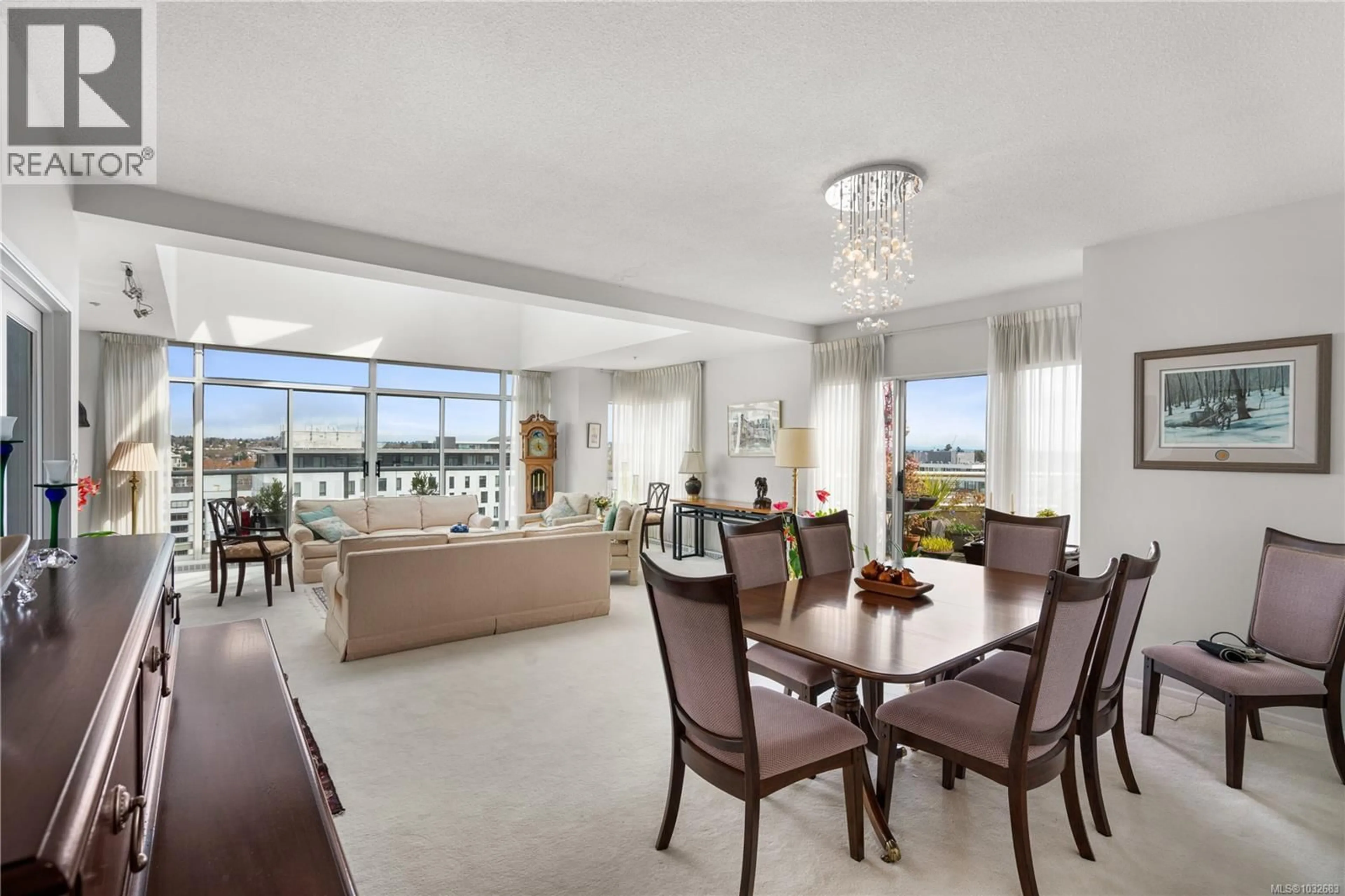 Dining room, ceramic/tile floor for 1703 - 1020 VIEW STREET, Victoria British Columbia V8V4Y4