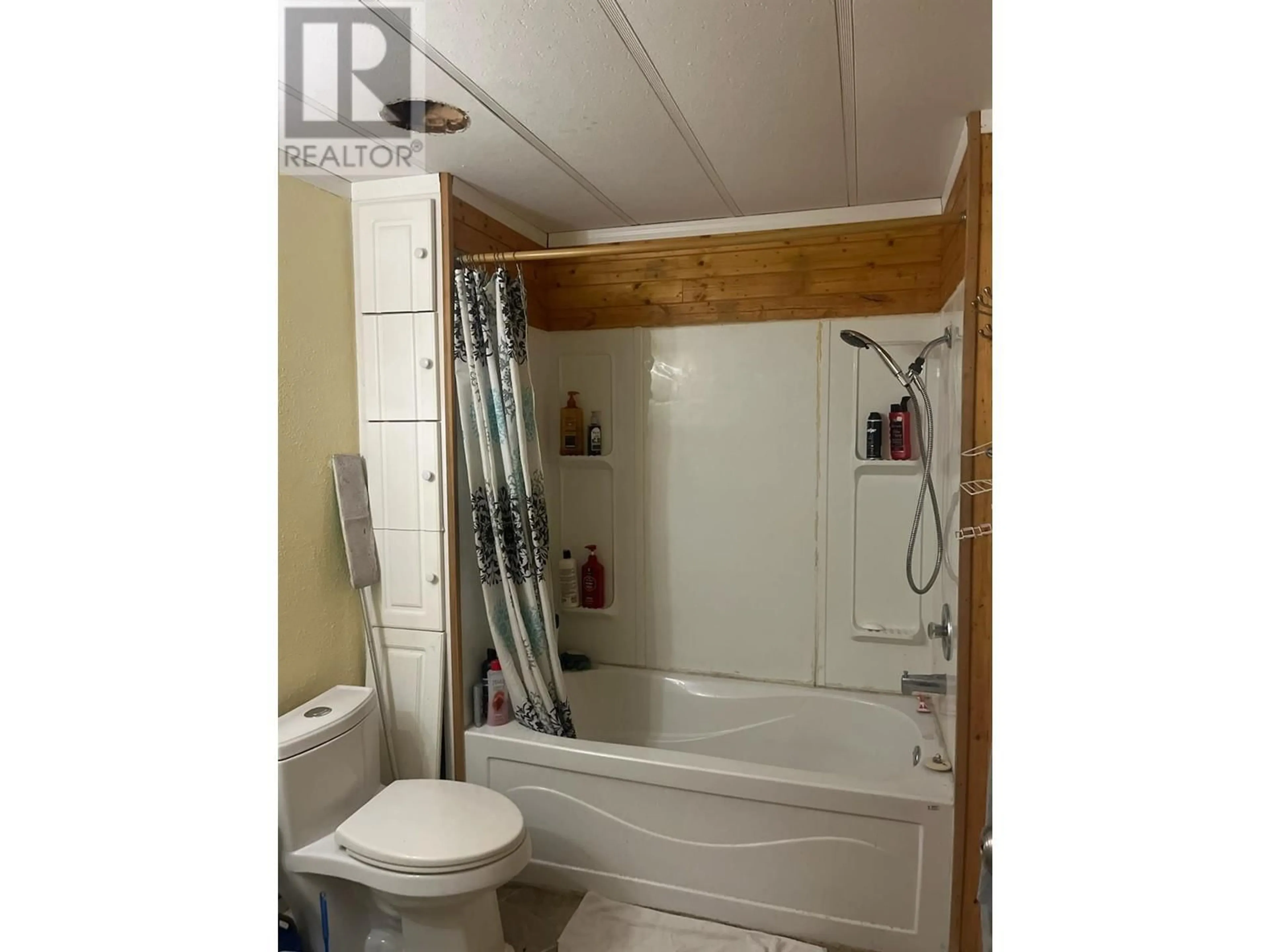 Standard bathroom, unknown for 1699 Ross Road Unit# 107, West Kelowna British Columbia V1Z1L8