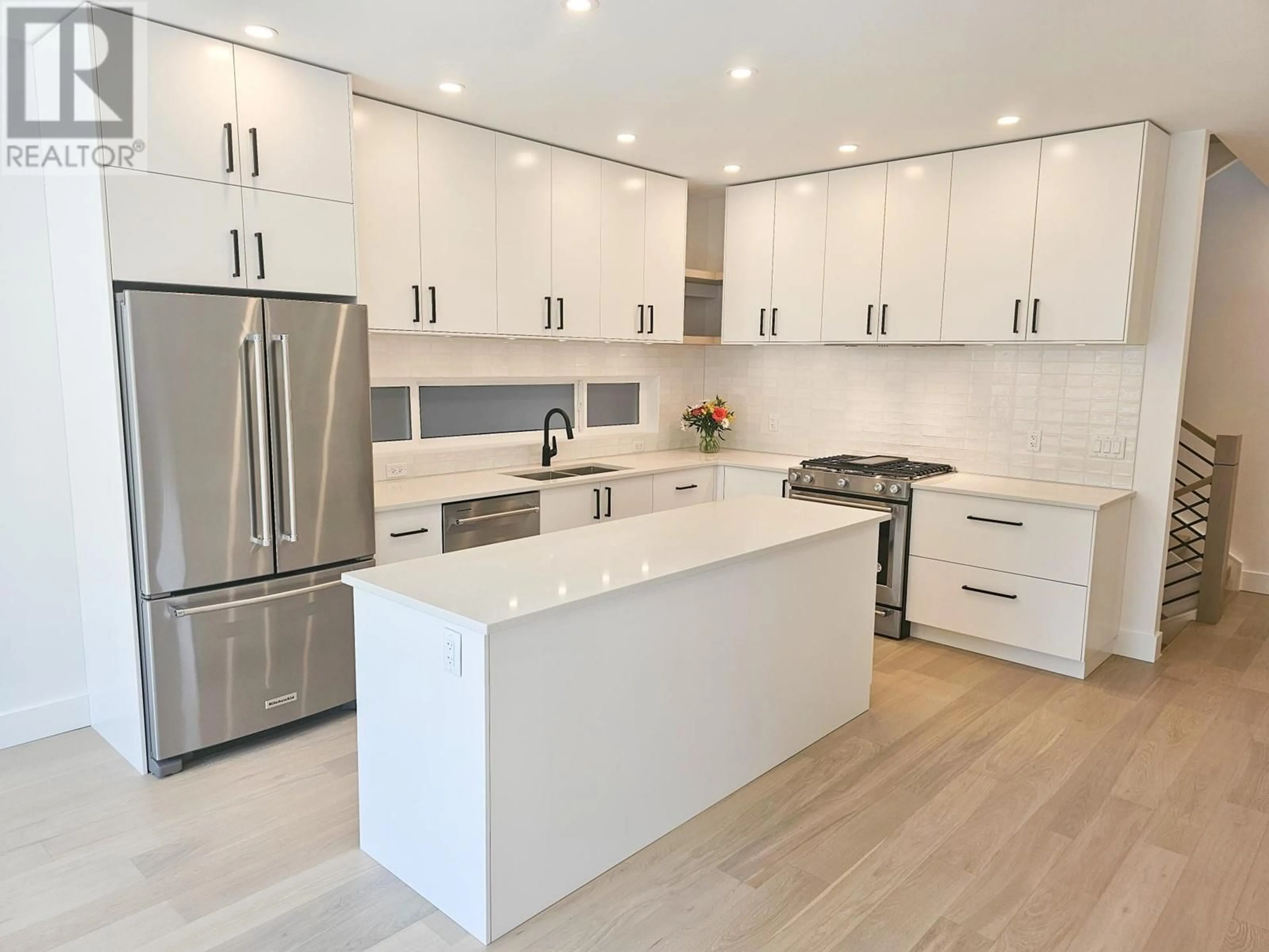 Open concept kitchen for 516 Robson Street Unit# B, Nelson British Columbia V1L5A7