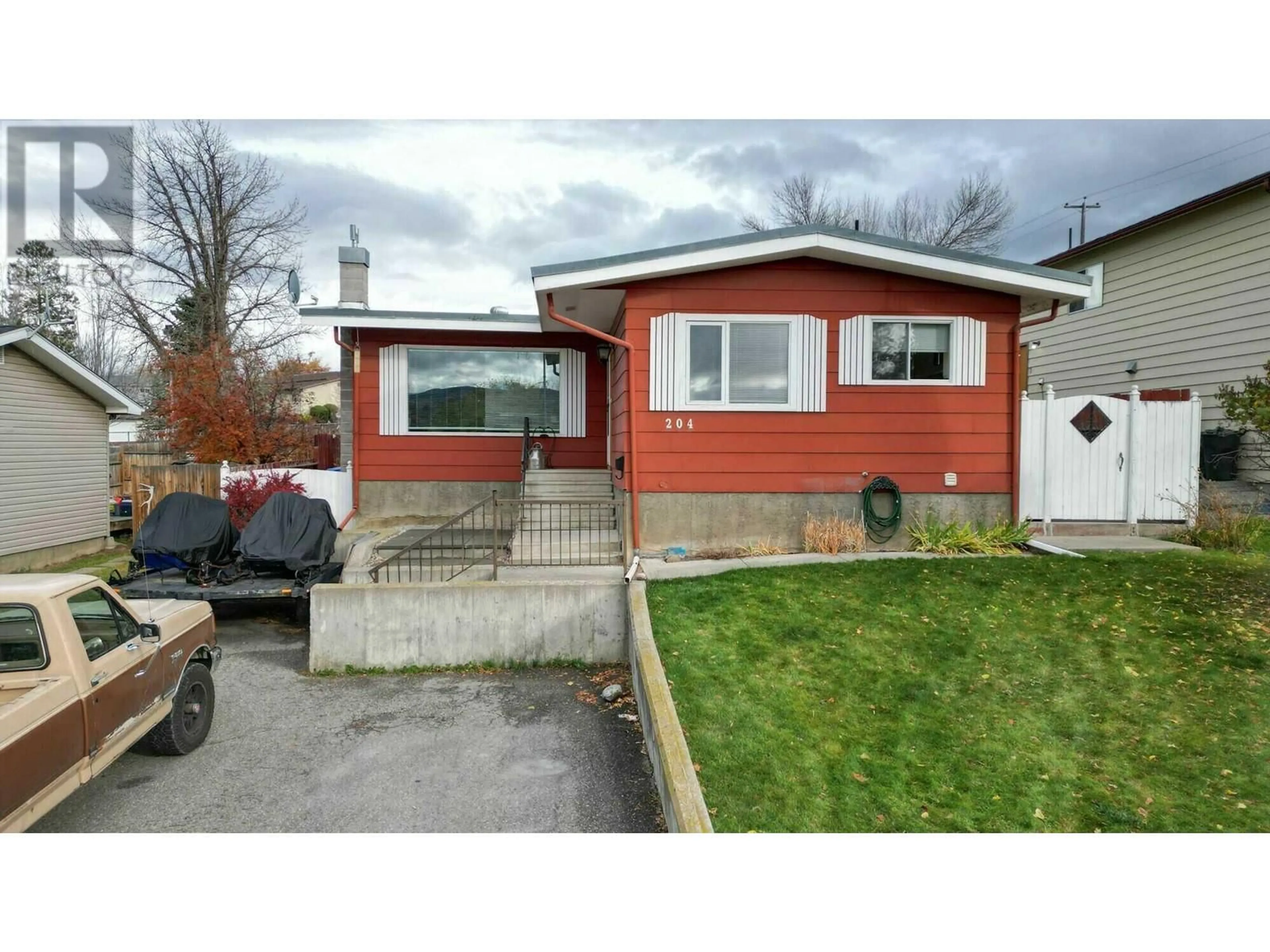 Frontside or backside of a home, cottage for 204 21 Avenue N, Cranbrook British Columbia V1C4M6