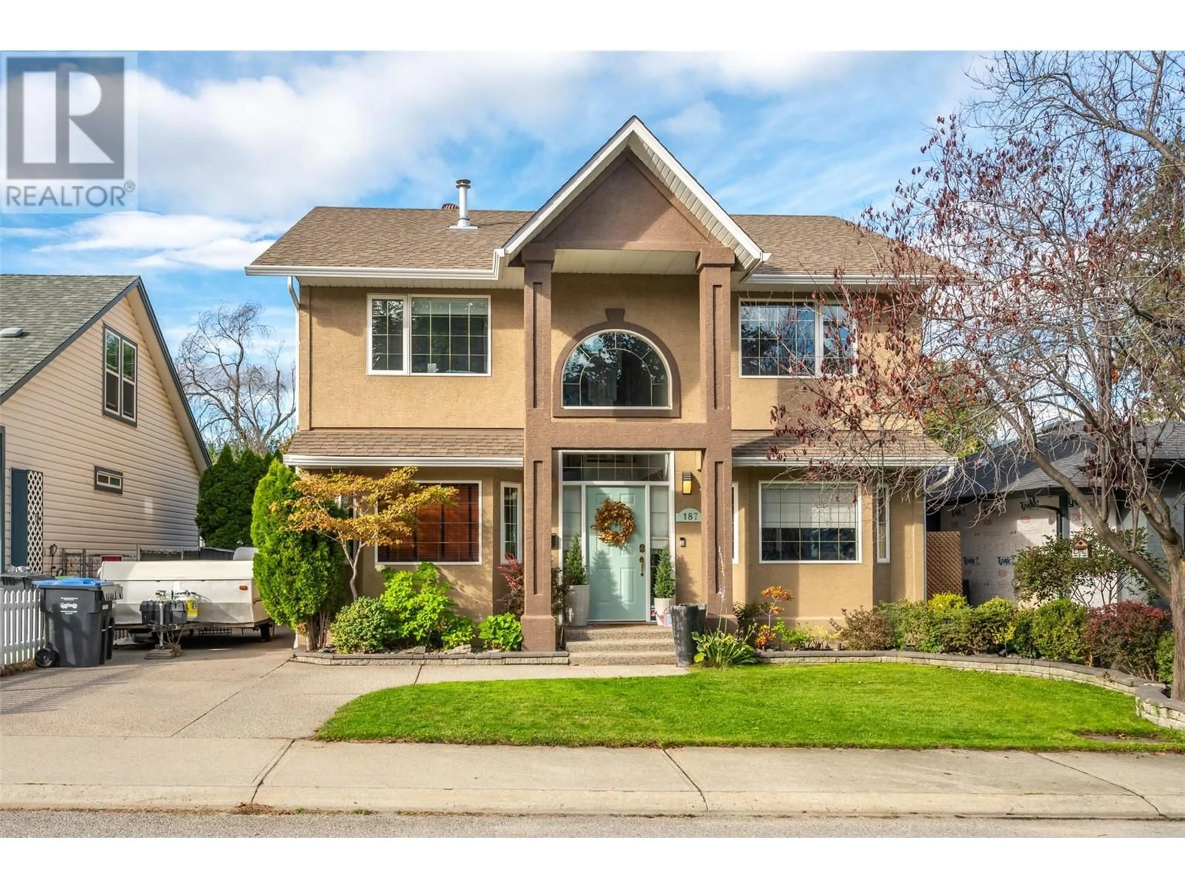 Frontside or backside of a home, the street view for 187 BROOKS Place, Penticton British Columbia V2A8S1