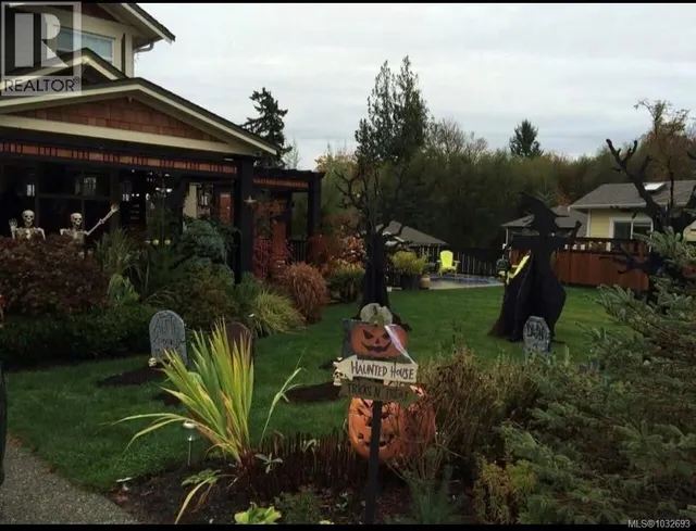 2306 DEMAMIEL PLACE, Sooke 2