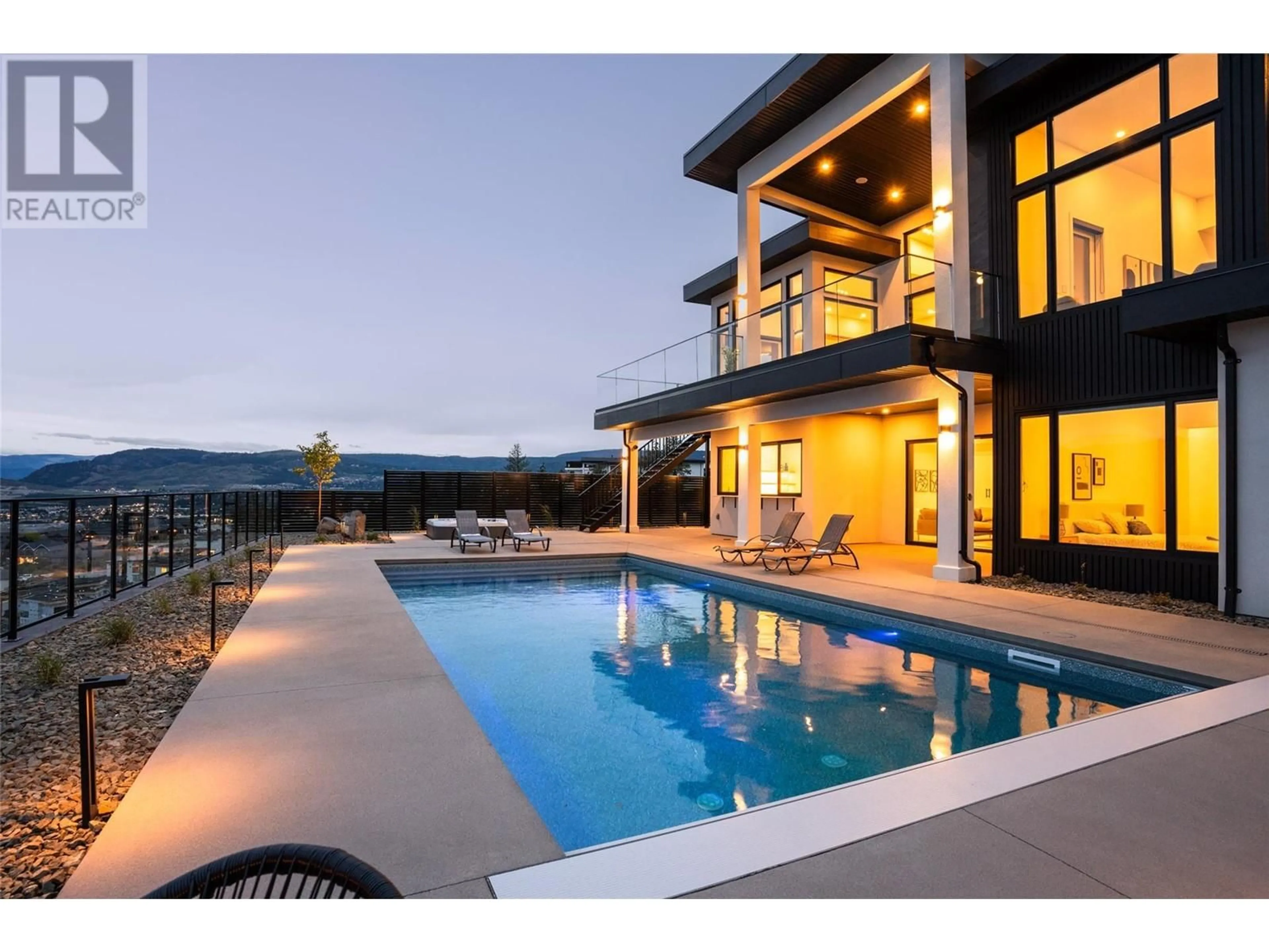 Indoor or outdoor pool for 1412 Vineyard Drive, West Kelowna British Columbia V4T3B4