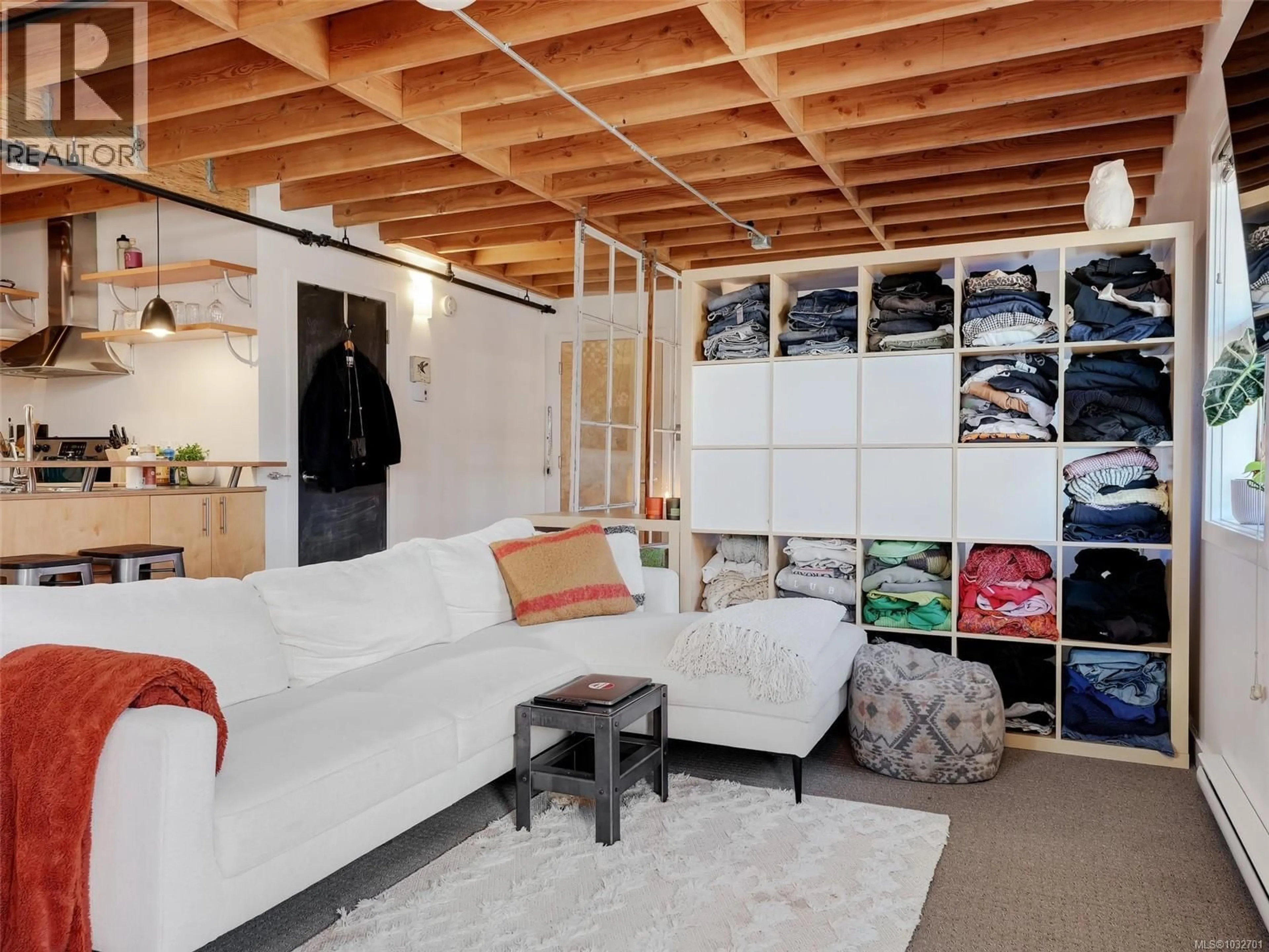 Storage room or clothes room or walk-in closet for 301 - 1315 WADDINGTON ALLEY, Victoria British Columbia V8W0B2