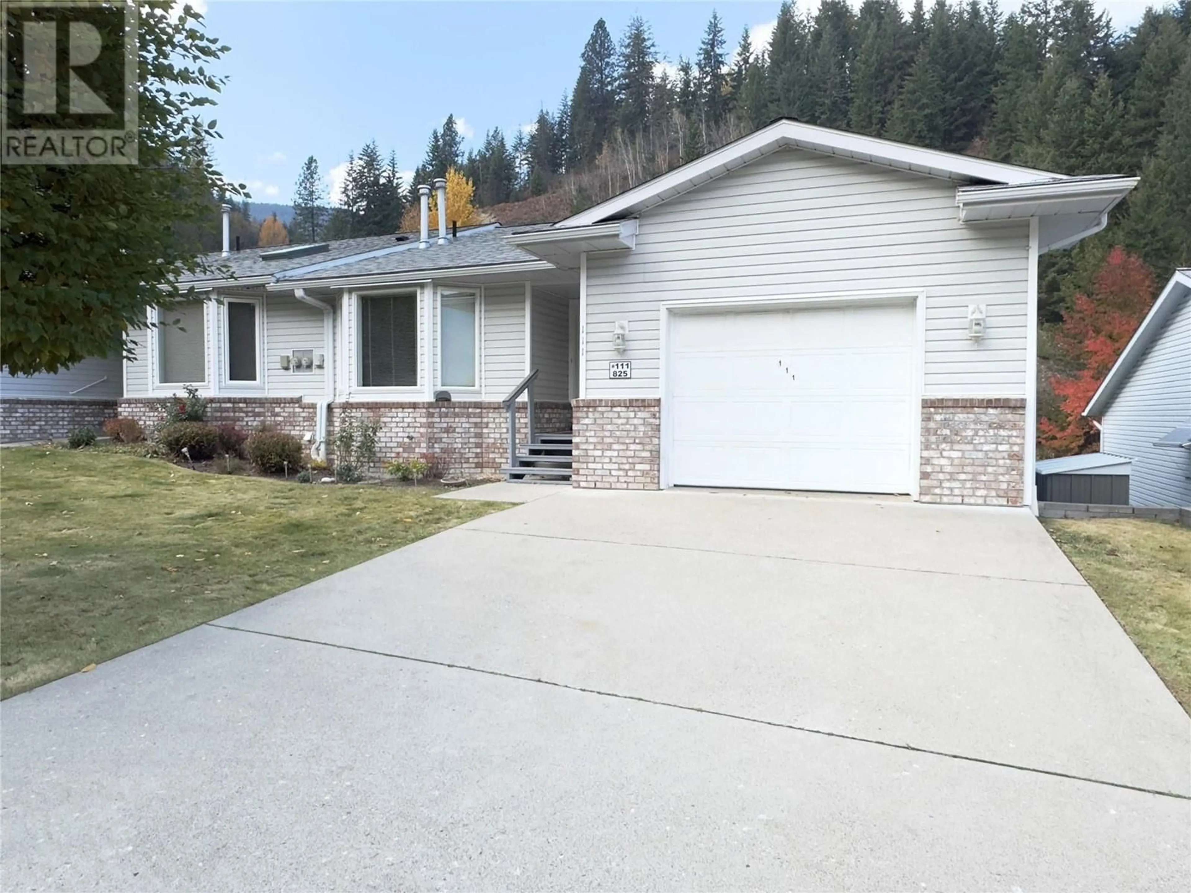 Frontside or backside of a home, cottage for 825 Merrycreek Road Unit# 111, Castlegar British Columbia V1N2P1