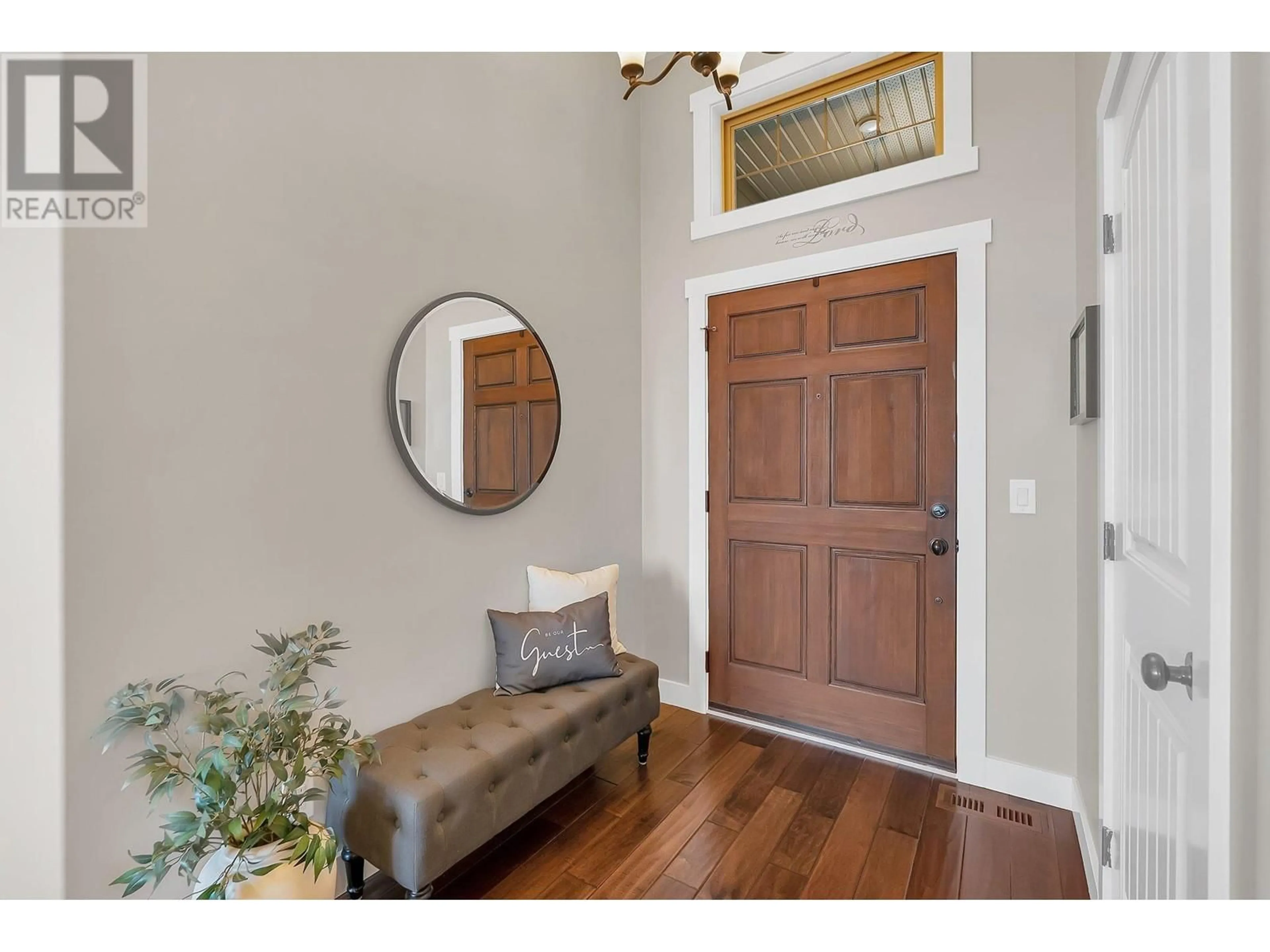 Indoor entryway, wood floors for 3154 Saddleback Place, West Kelowna British Columbia V4T2Z6