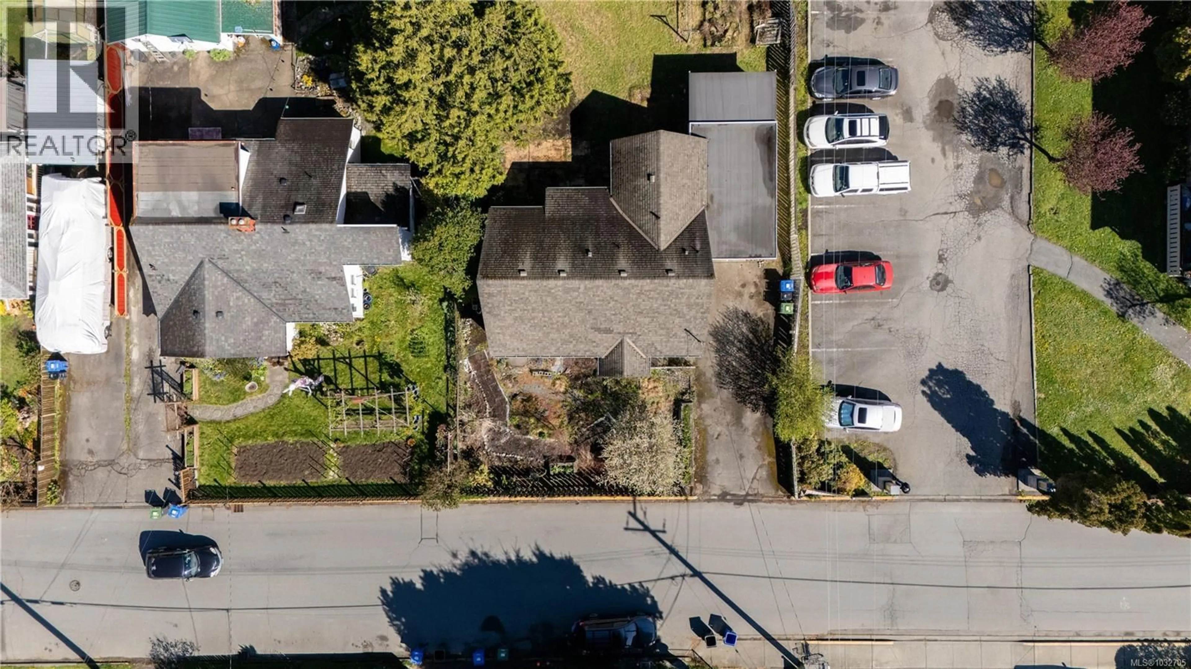 A pic from outside/outdoor area/front of a property/back of a property/a pic from drone, street for 645 DOBSON ROAD, Duncan British Columbia V9L2L8